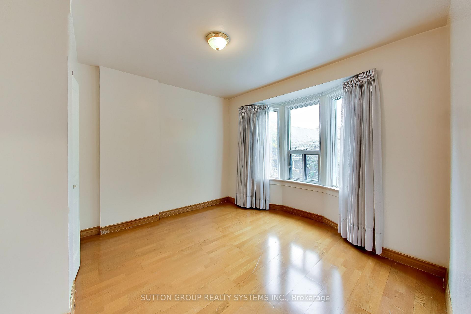 Photo 25 of 8 Alhambra Avenue, Toronto, High Park-Swansea — HOMEH