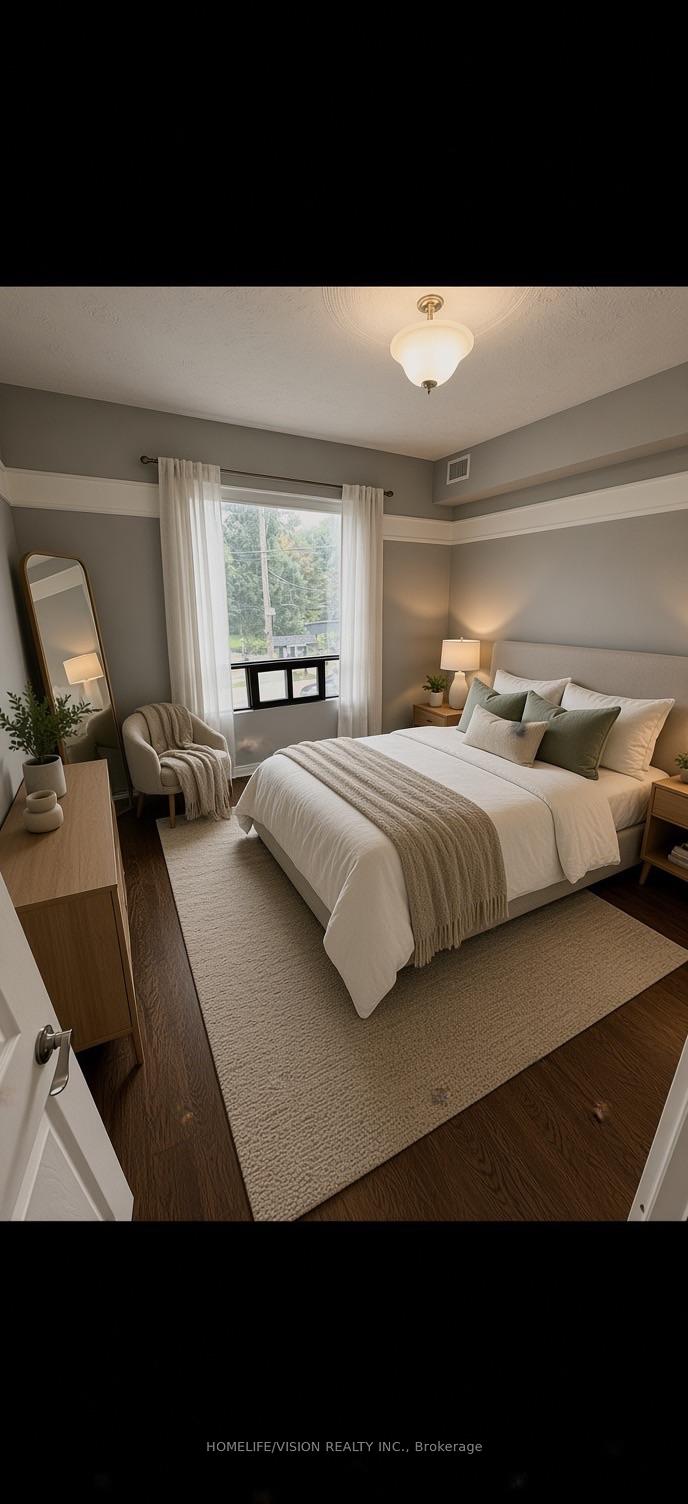 Photo 7 of Unit Apt 2, 2024 Queen Street E, Toronto, The Beaches — HOMEH