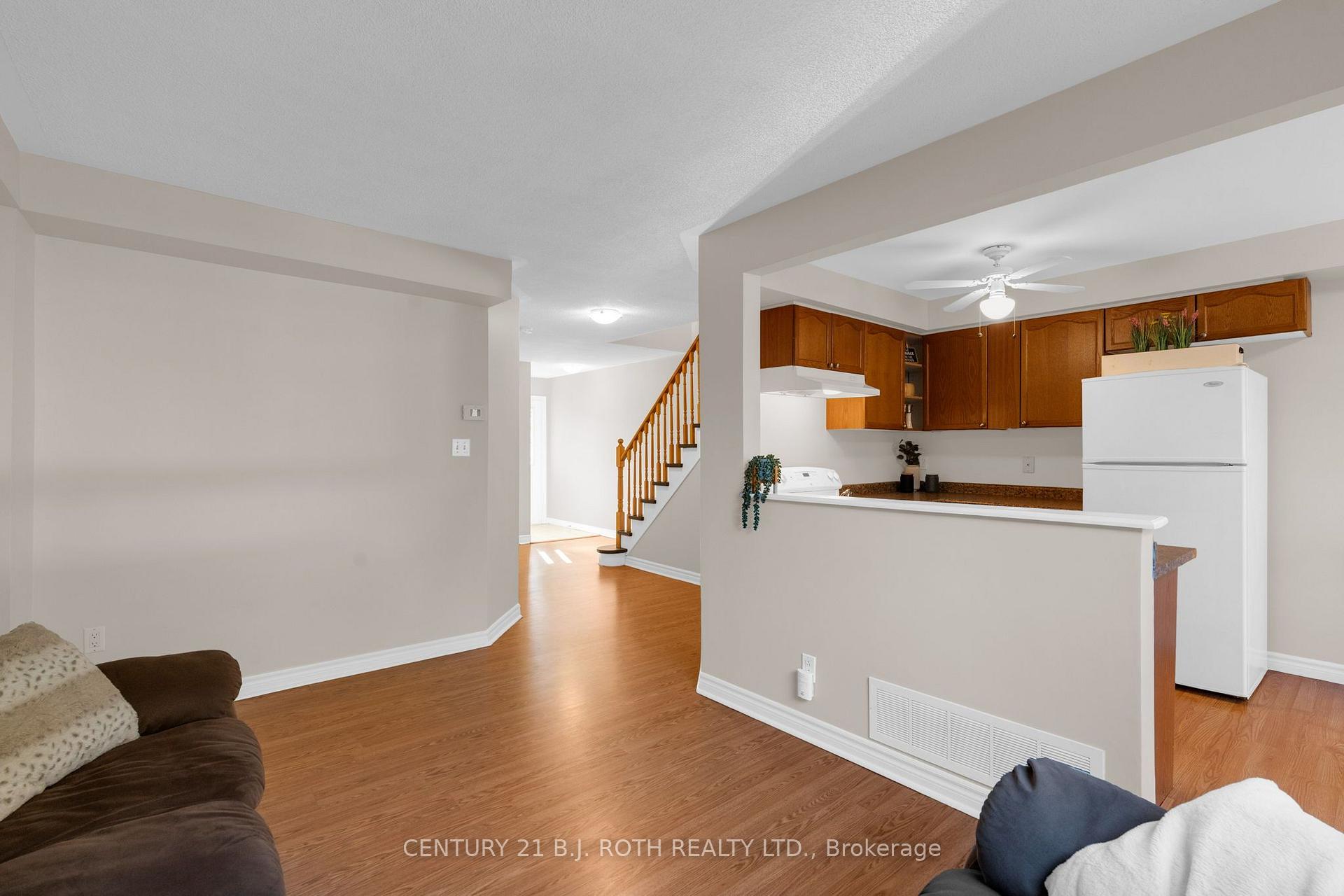 Photo 8 of 68 Brucker Road, Barrie, Holly — HOMEH