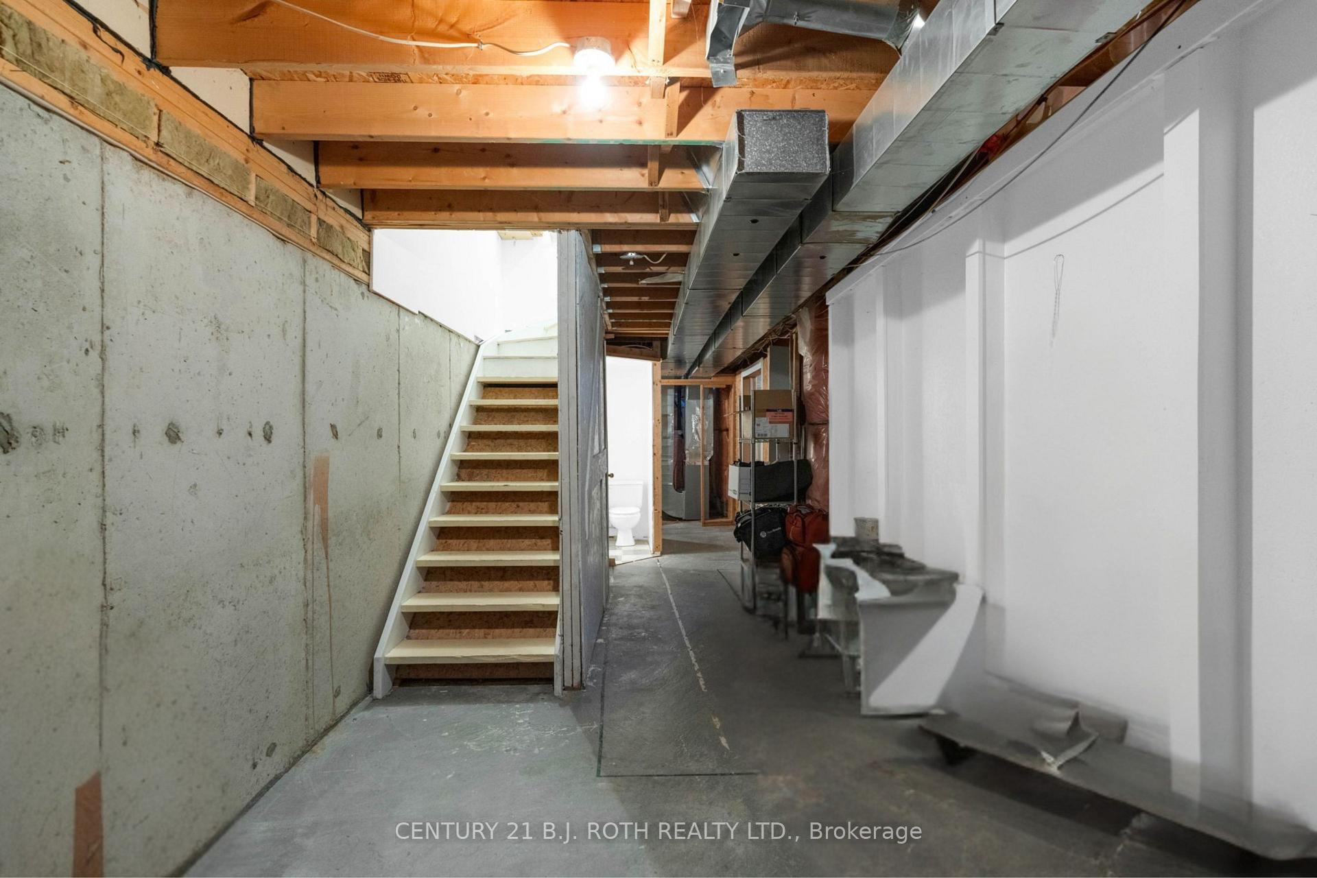 Photo 25 of 68 Brucker Road, Barrie, Holly — HOMEH
