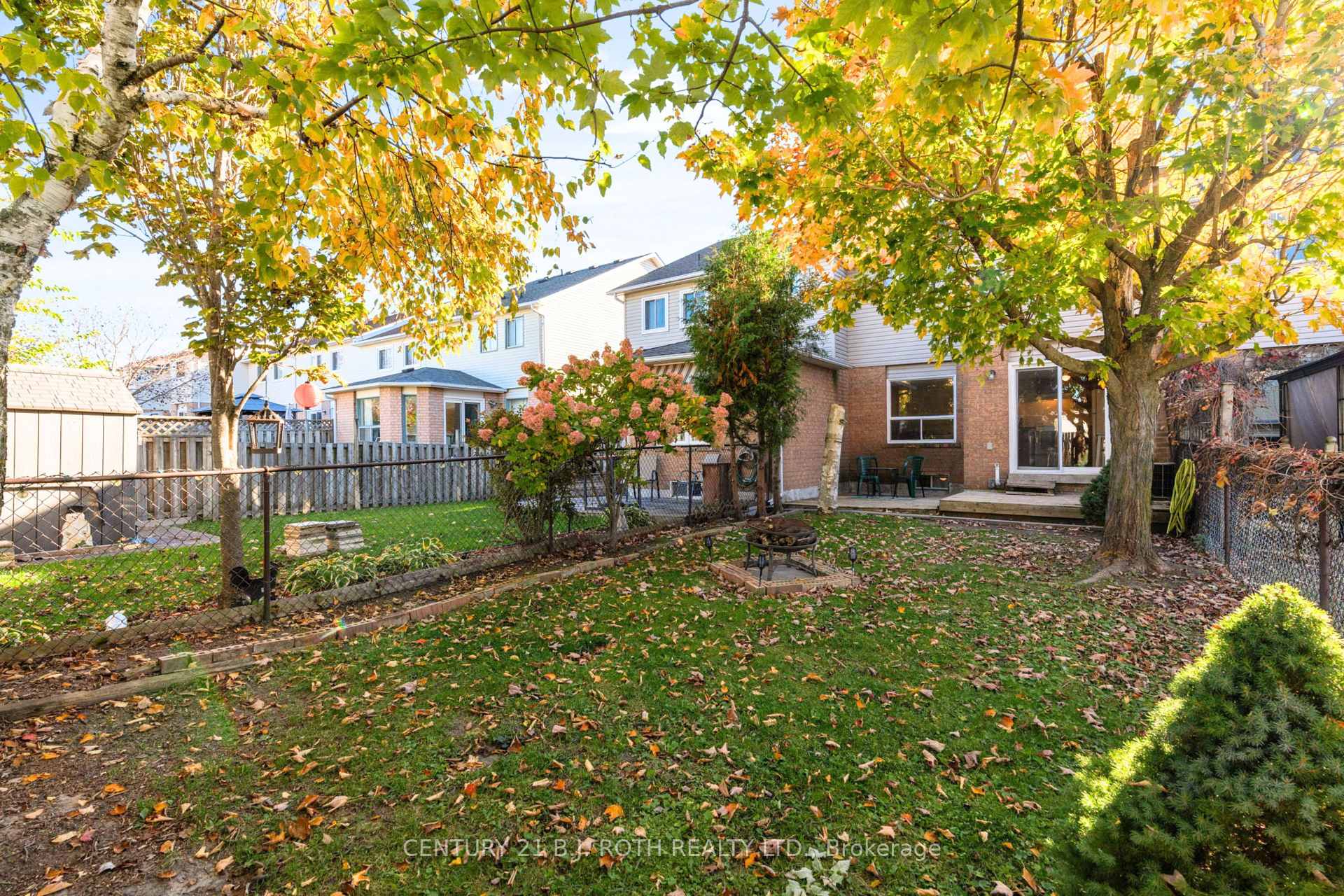 Photo 33 of 68 Brucker Road, Barrie, Holly — HOMEH
