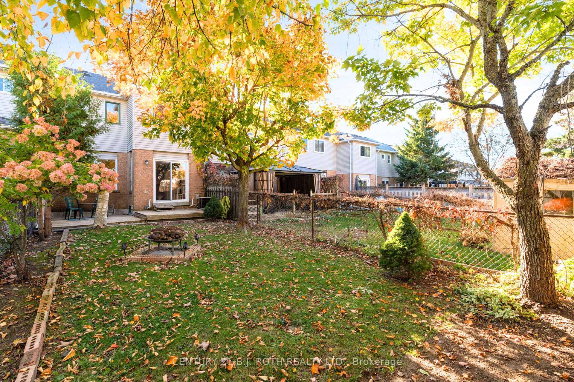 Photo 34 of 68 Brucker Road, Barrie, Holly — HOMEH