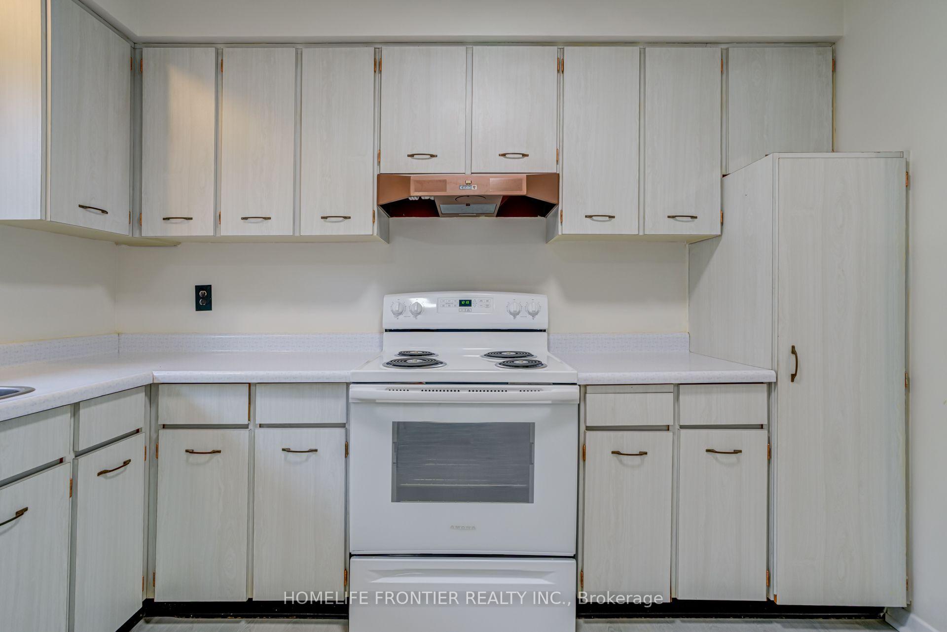 Photo 14 of Unit Upper, 62 Clark Avenue, Markham, Thornhill — HOMEH