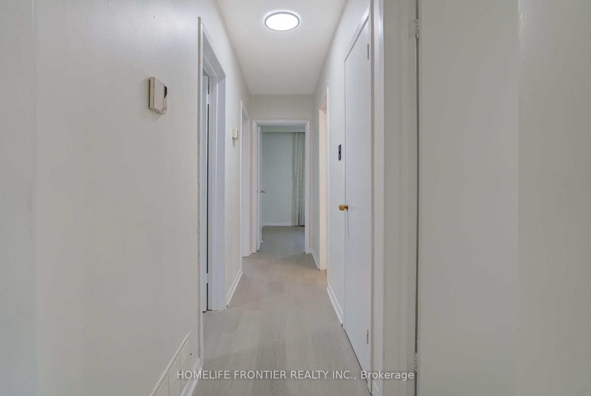 Photo 17 of Unit Upper, 62 Clark Avenue, Markham, Thornhill — HOMEH