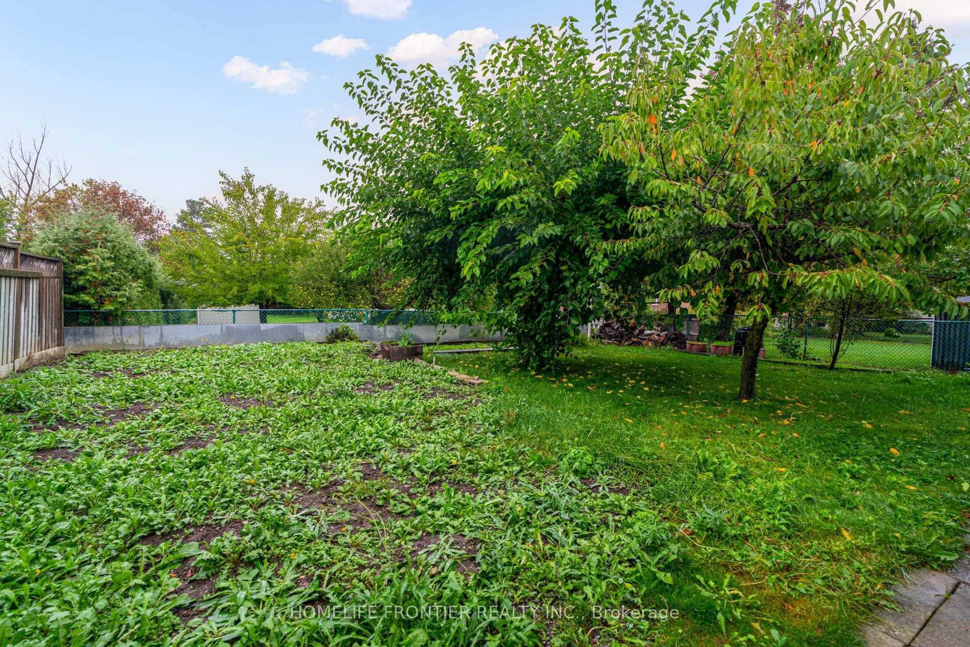 Photo 33 of Unit Upper, 62 Clark Avenue, Markham, Thornhill — HOMEH