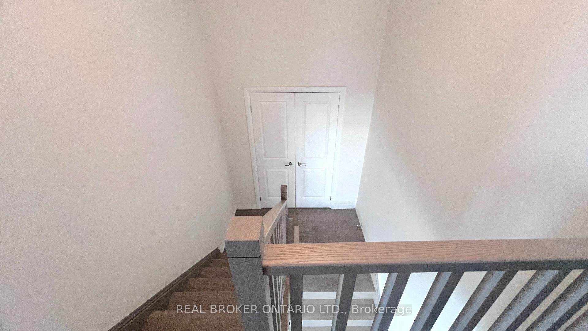 Photo 13 of 77 Federica Crescent, Wasaga Beach — HOMEH