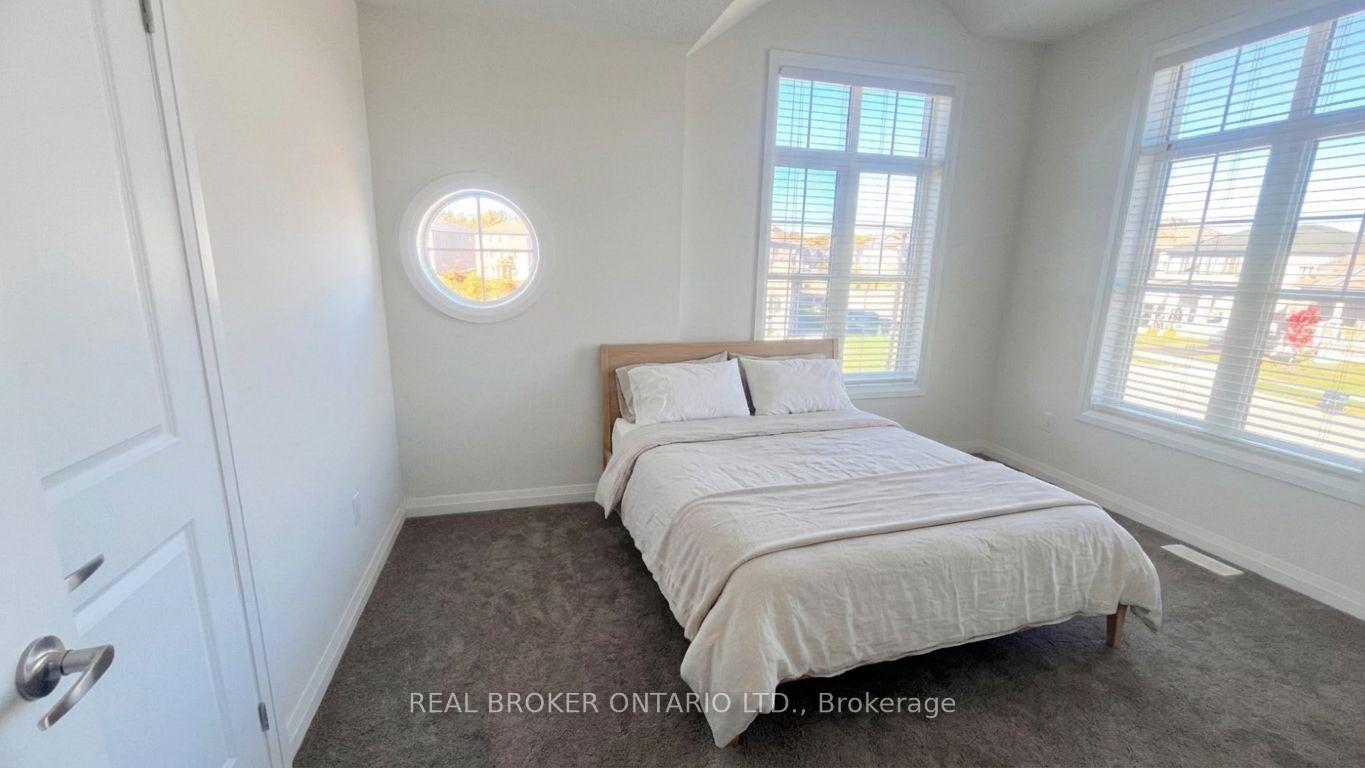 Photo 23 of 77 Federica Crescent, Wasaga Beach — HOMEH