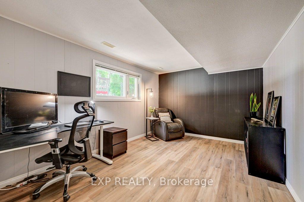Photo 27 of 194 Dundas Street E, Hamilton, Waterdown — HOMEH