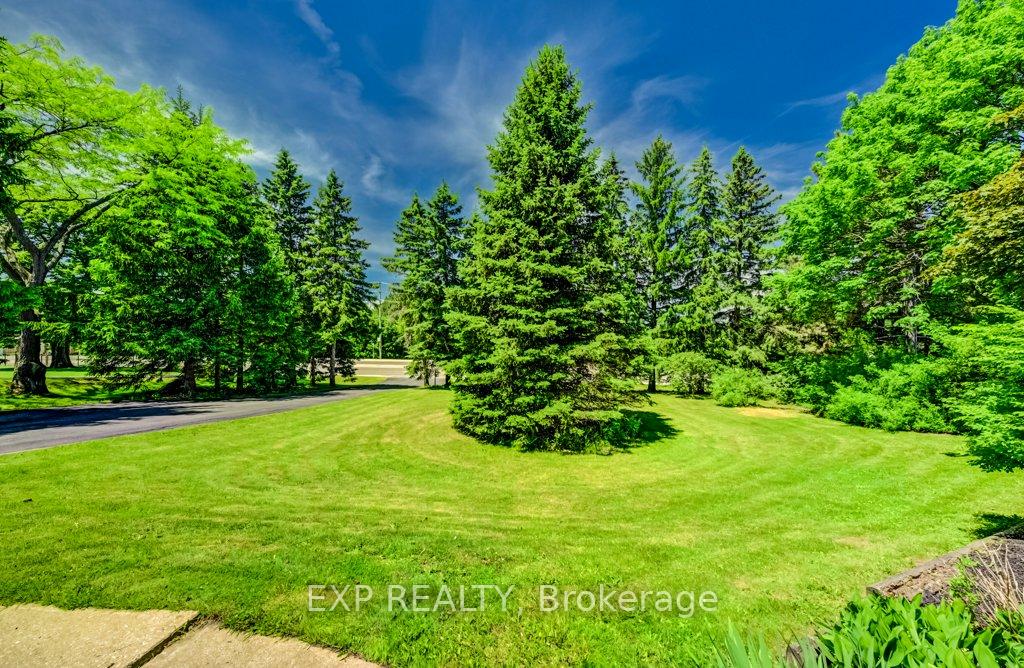 Photo 38 of 194 Dundas Street E, Hamilton, Waterdown — HOMEH