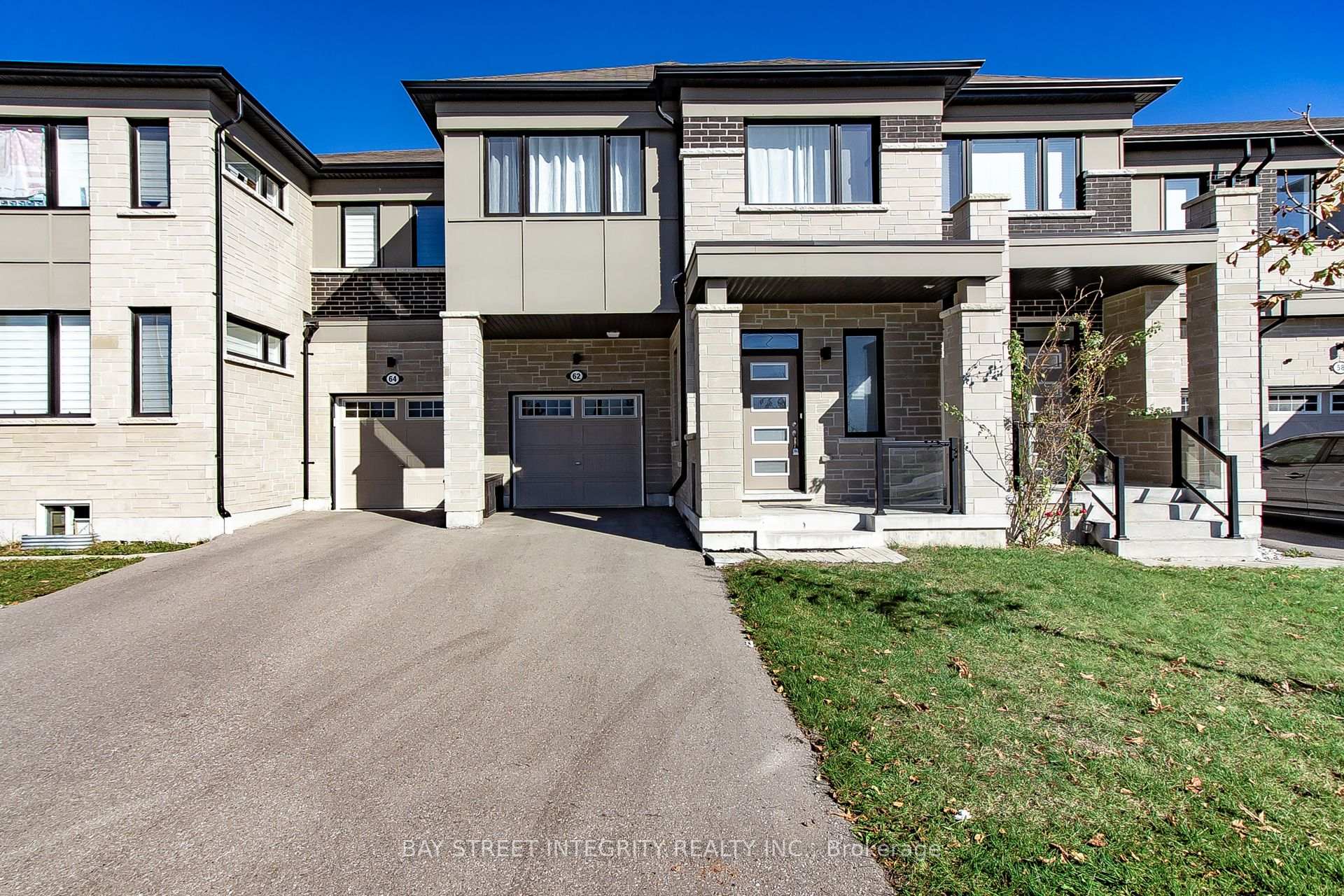 Photo 1 of 62 Lockyer Drive, Whitby, Rural Whitby — HOMEH