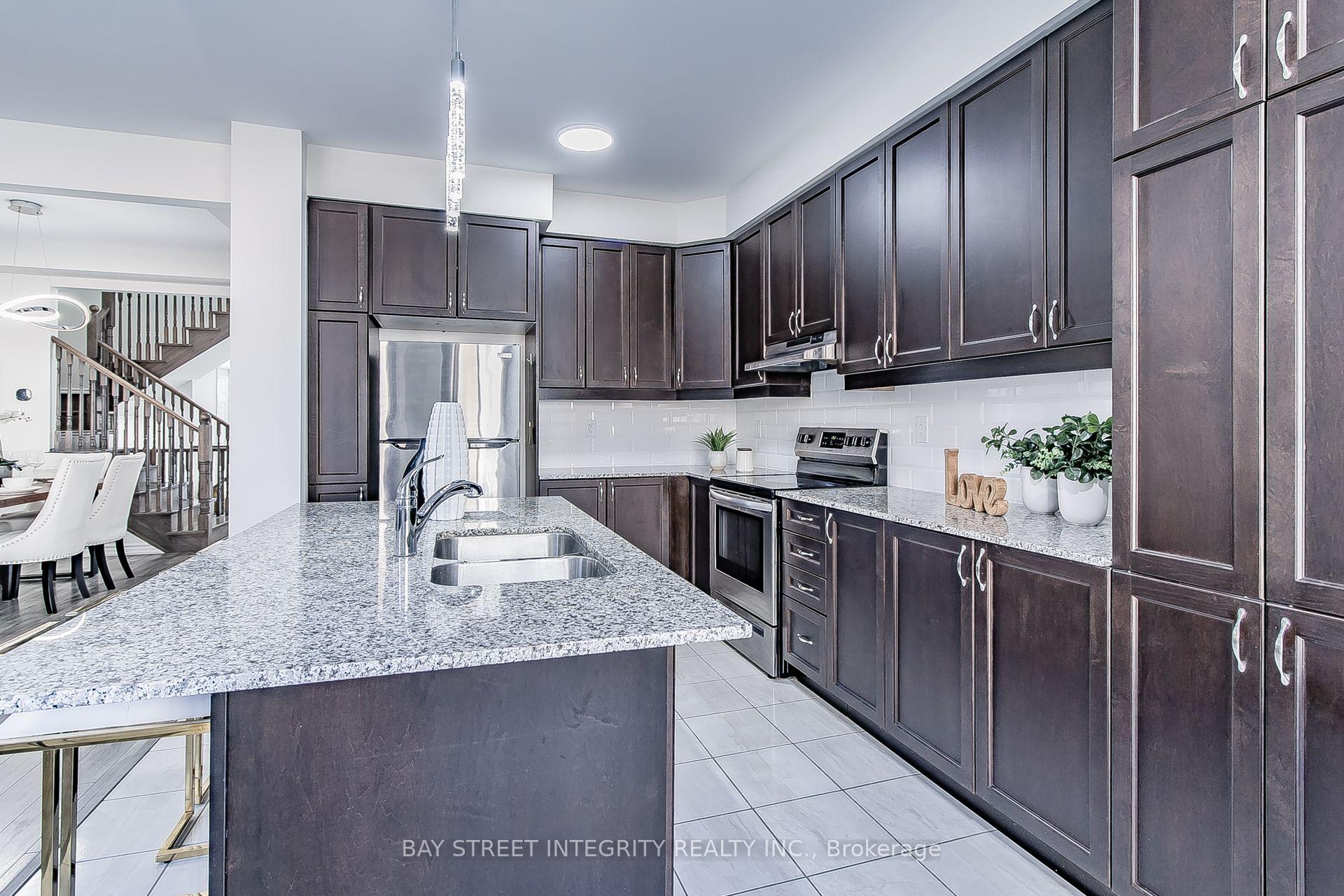 Photo 7 of 62 Lockyer Drive, Whitby, Rural Whitby — HOMEH
