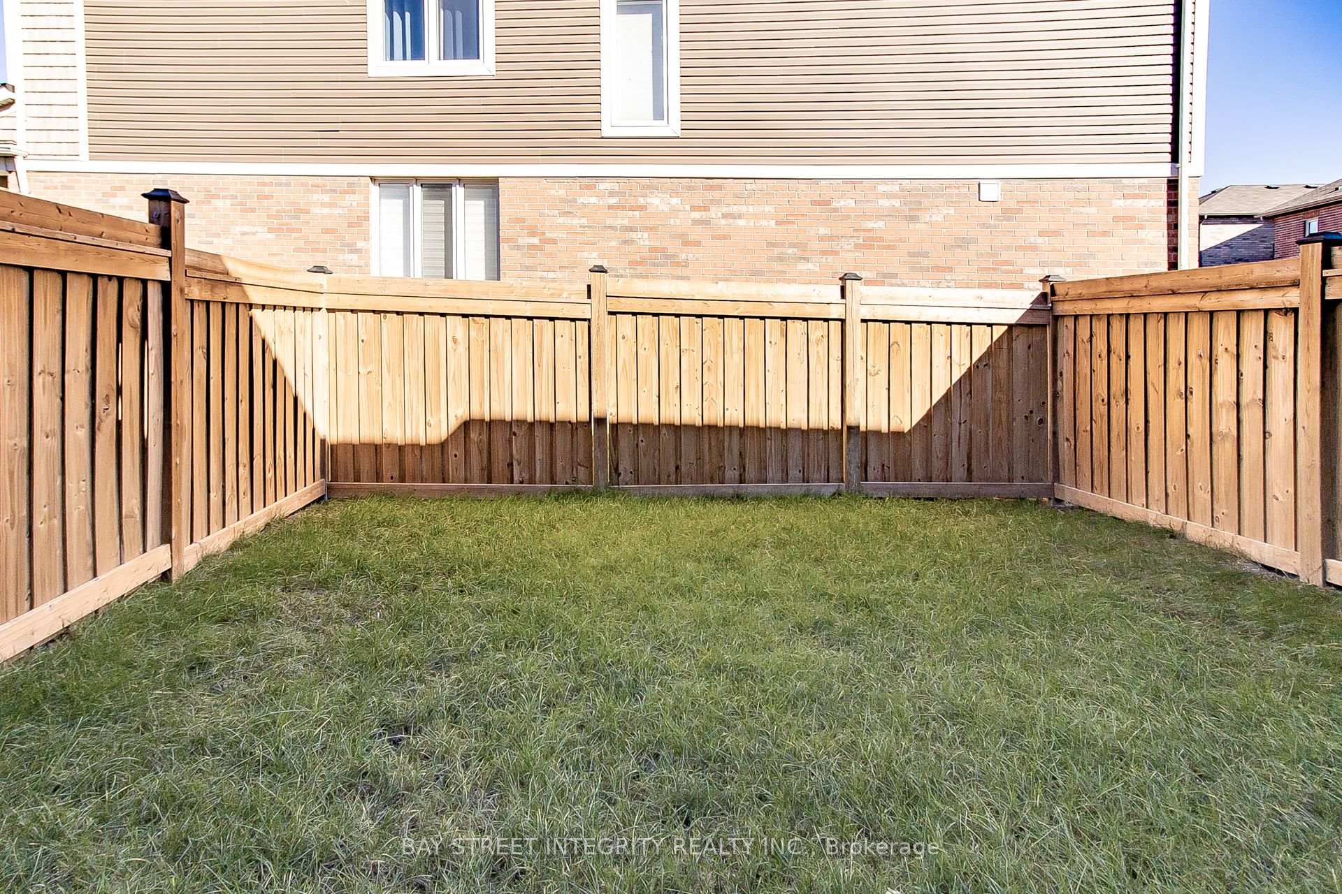 Photo 20 of 62 Lockyer Drive, Whitby, Rural Whitby — HOMEH