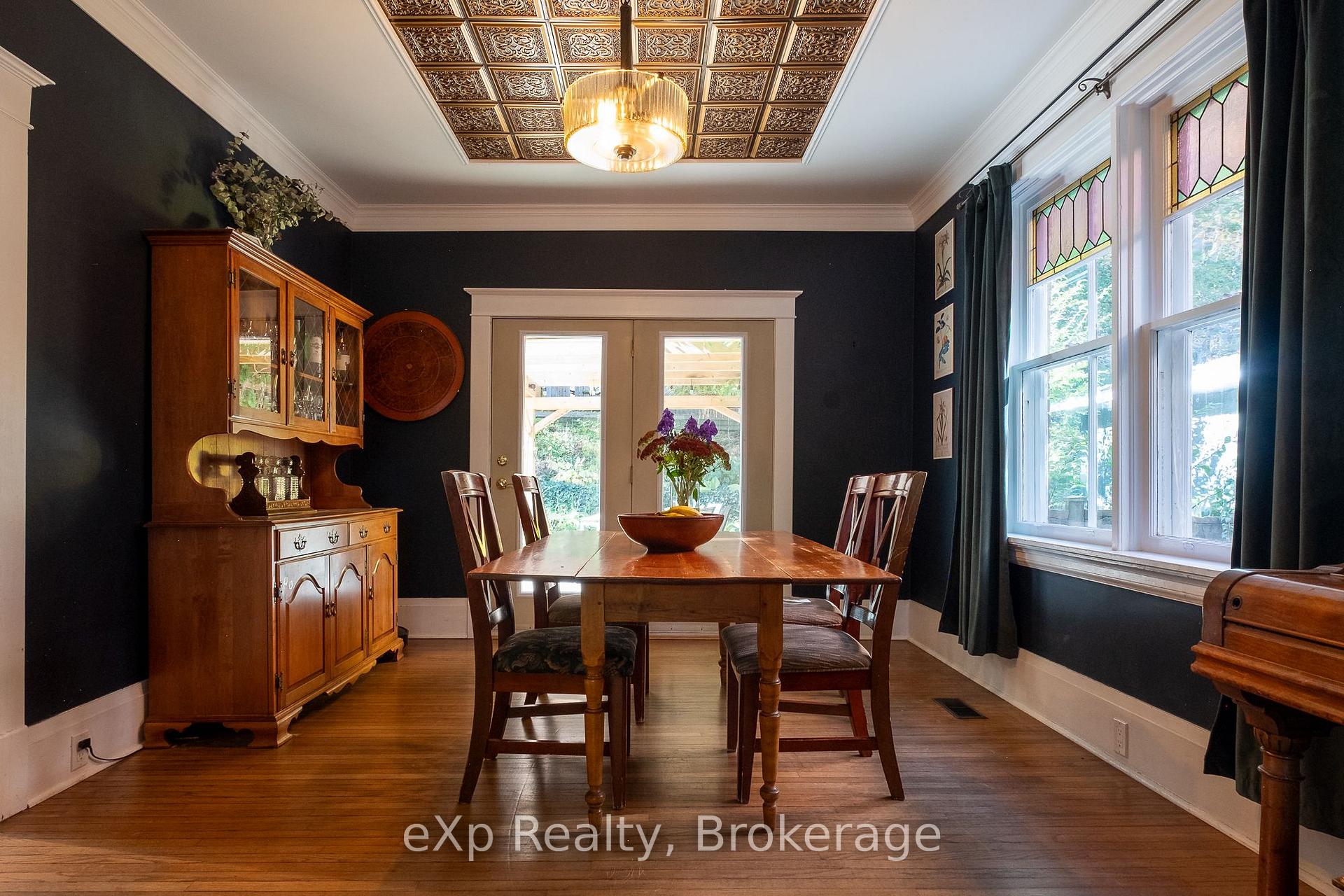 Photo 11 of 1090 4th Avenue A, Owen Sound — HOMEH