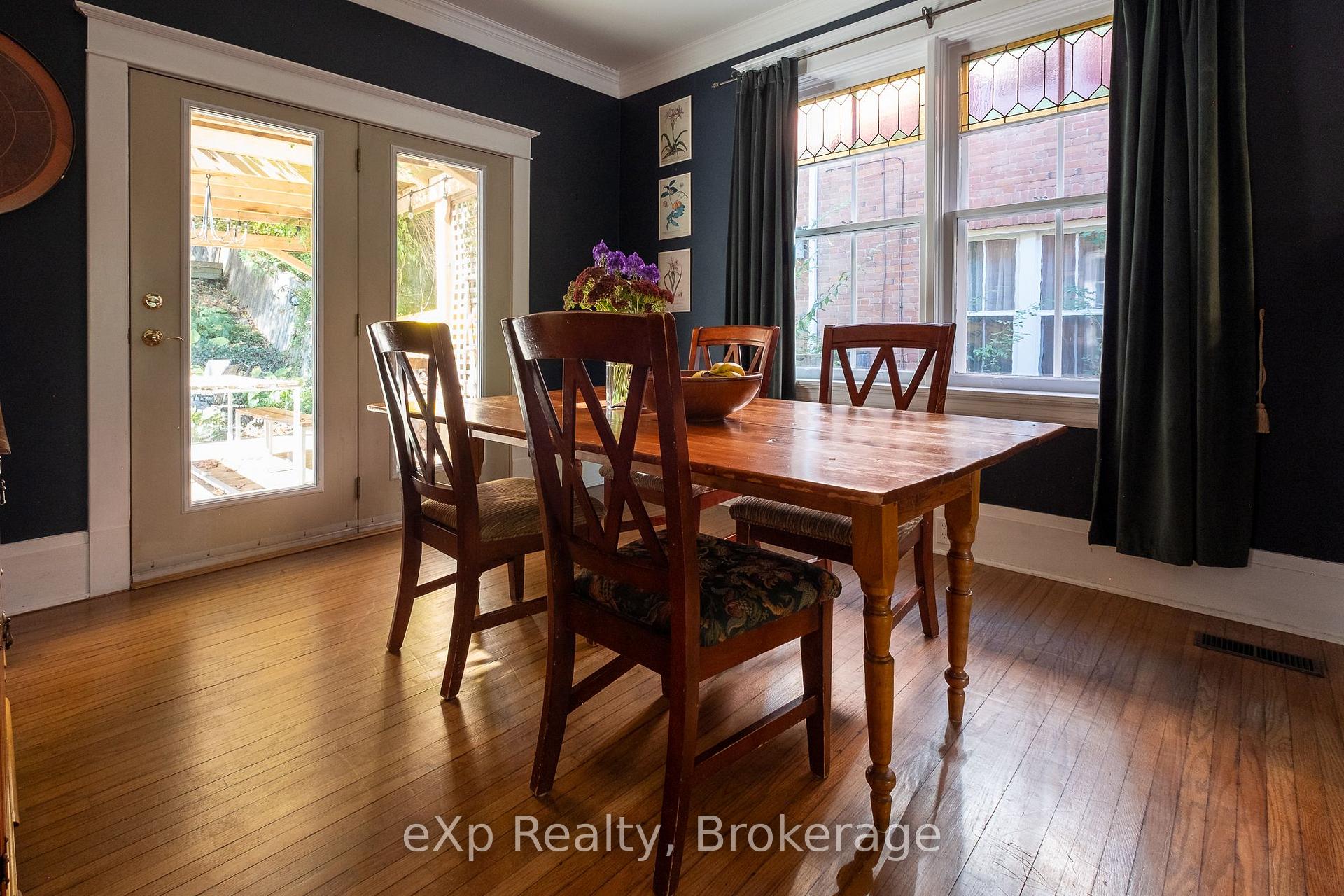 Photo 12 of 1090 4th Avenue A, Owen Sound — HOMEH