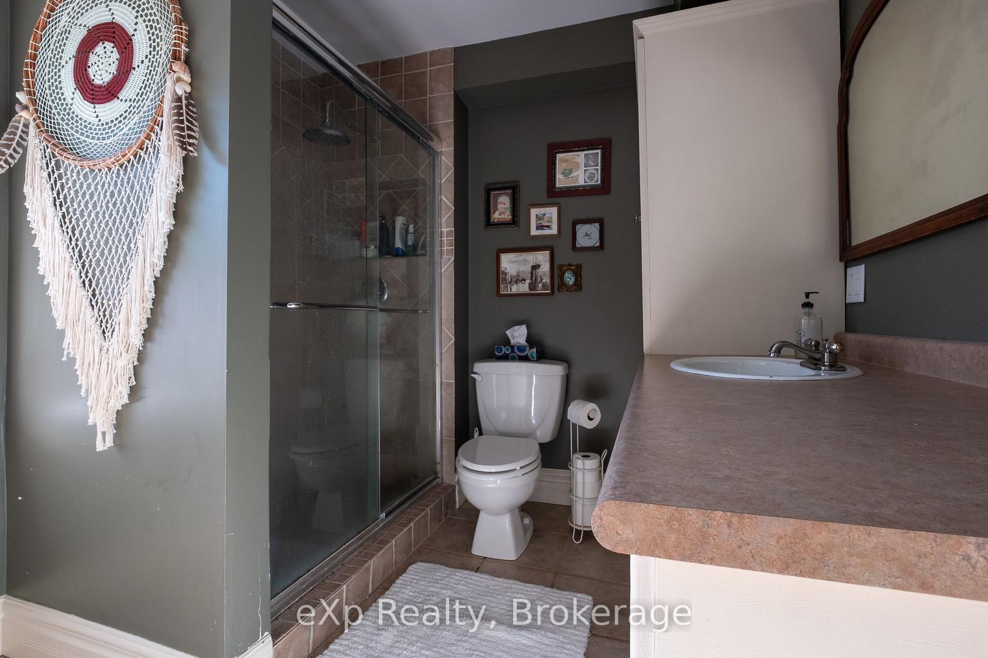 Photo 22 of 1090 4th Avenue A, Owen Sound — HOMEH