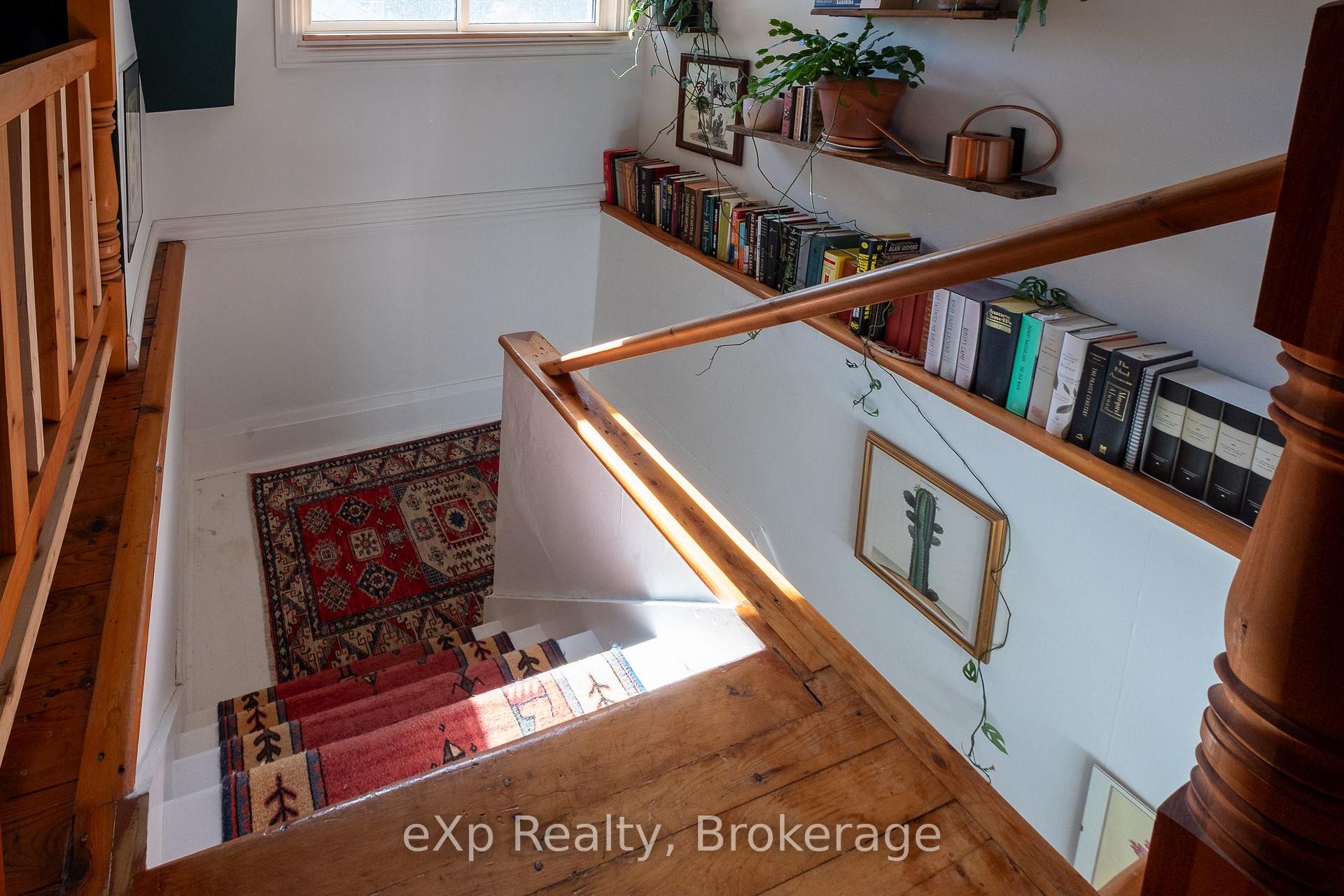 Photo 25 of 1090 4th Avenue A, Owen Sound — HOMEH