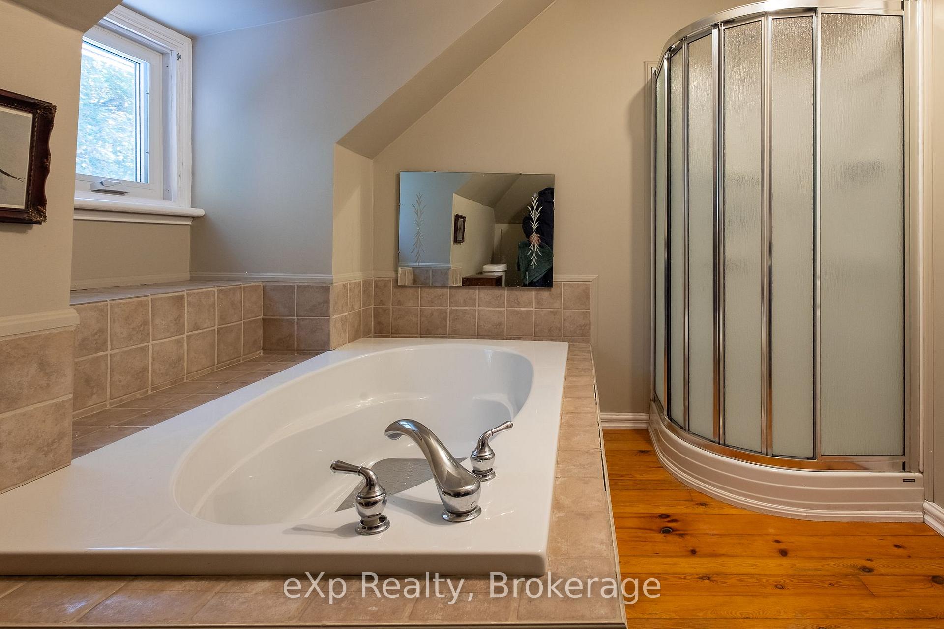 Photo 29 of 1090 4th Avenue A, Owen Sound — HOMEH