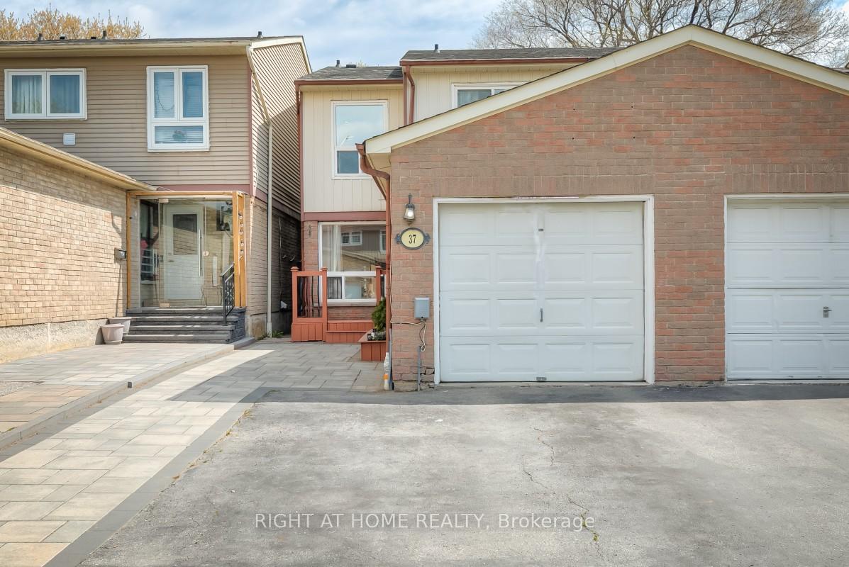 Photo of 37 McKnight Drive