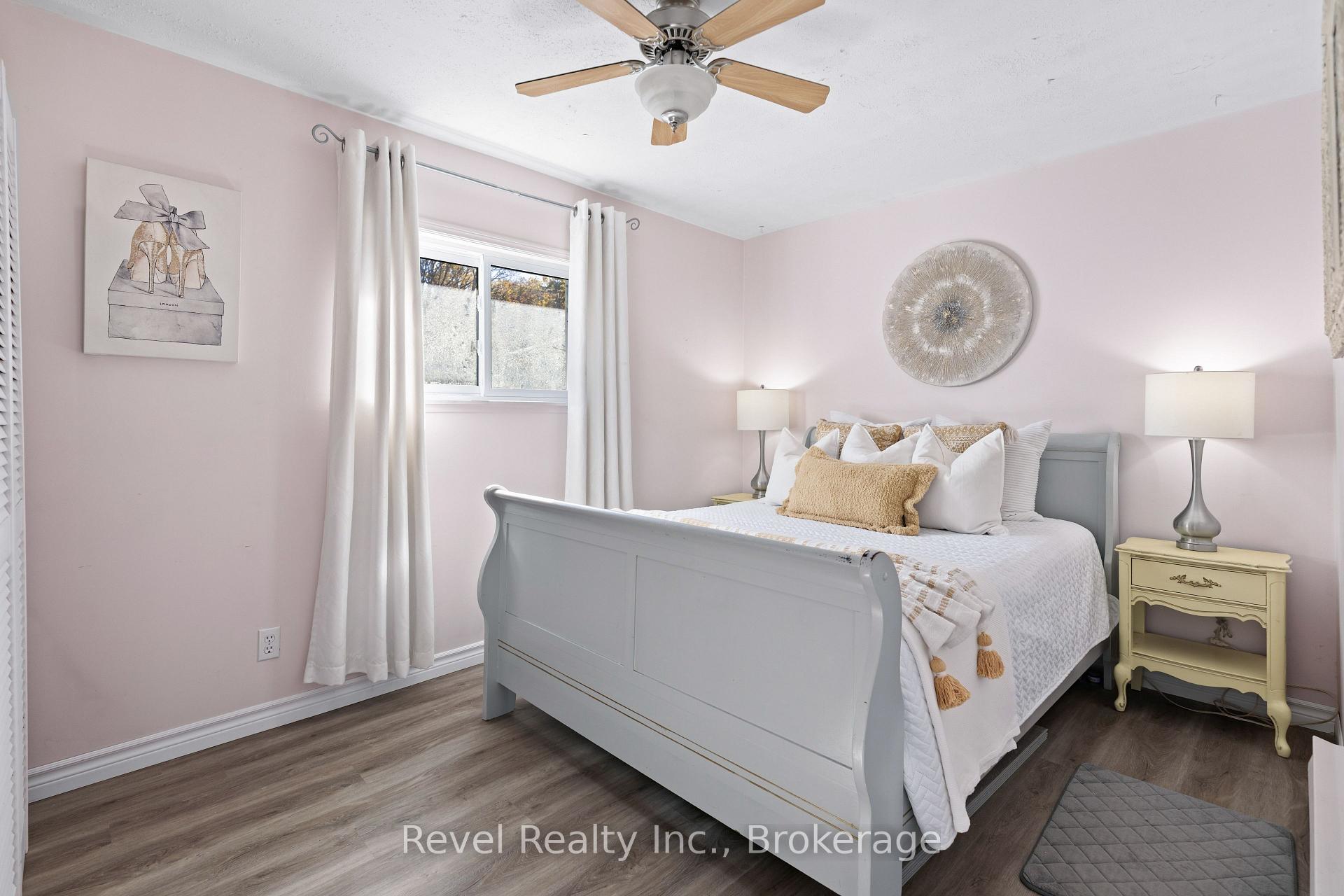 Photo 21 of 14 Third Street, Kawartha Lakes, Verulam — HOMEH