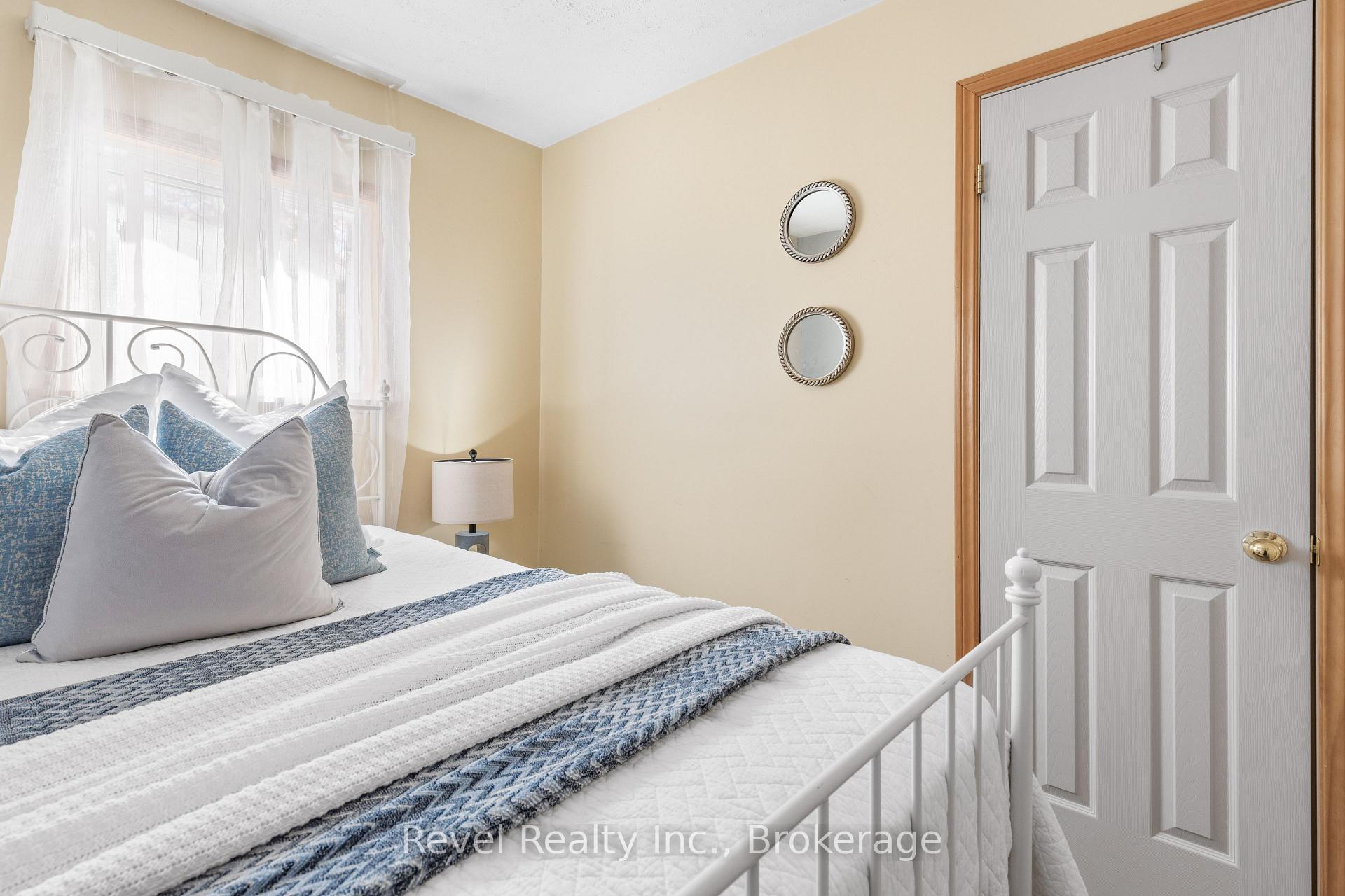 Photo 27 of 14 Third Street, Kawartha Lakes, Verulam — HOMEH