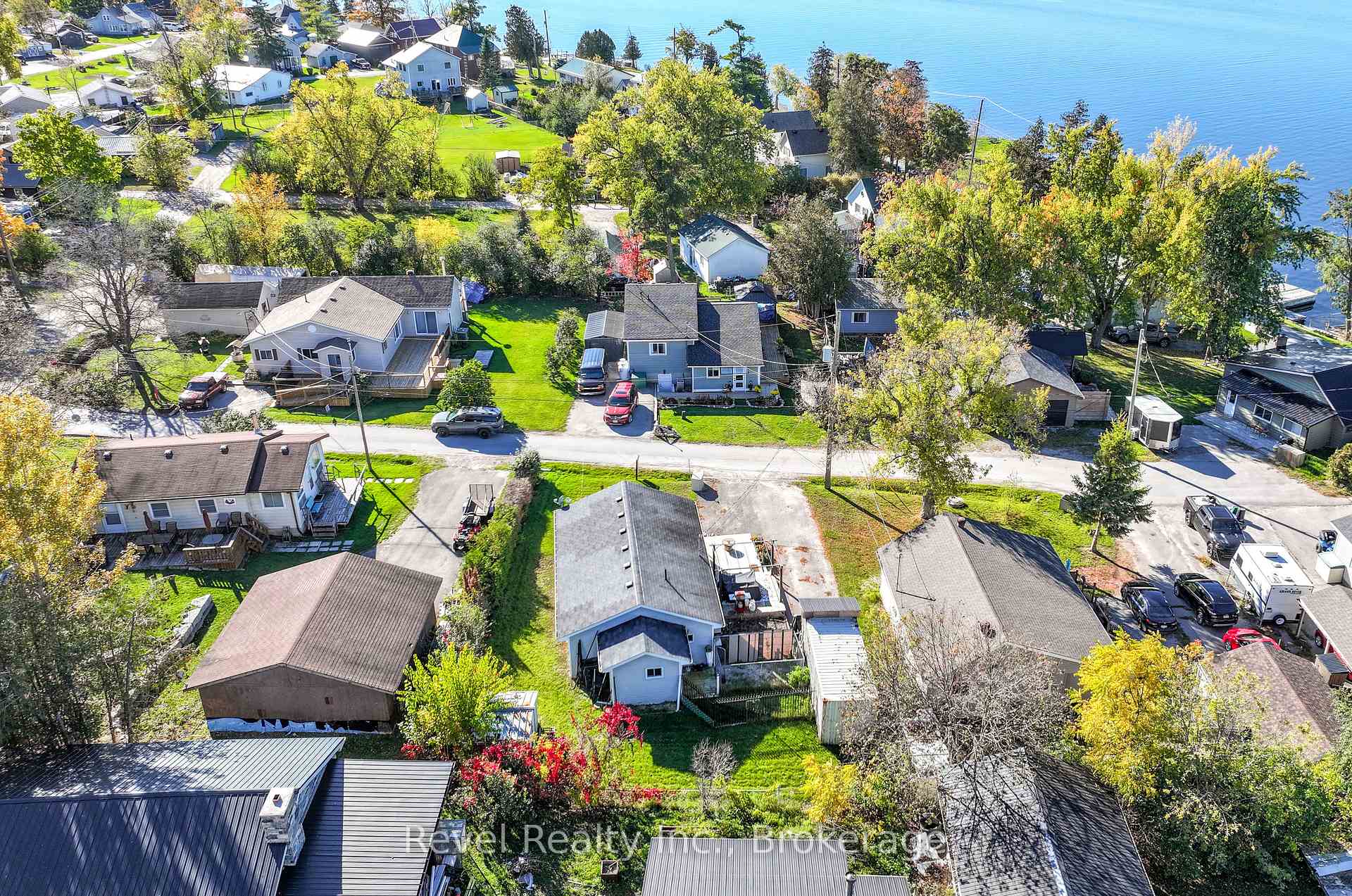Photo 39 of 14 Third Street, Kawartha Lakes, Verulam — HOMEH