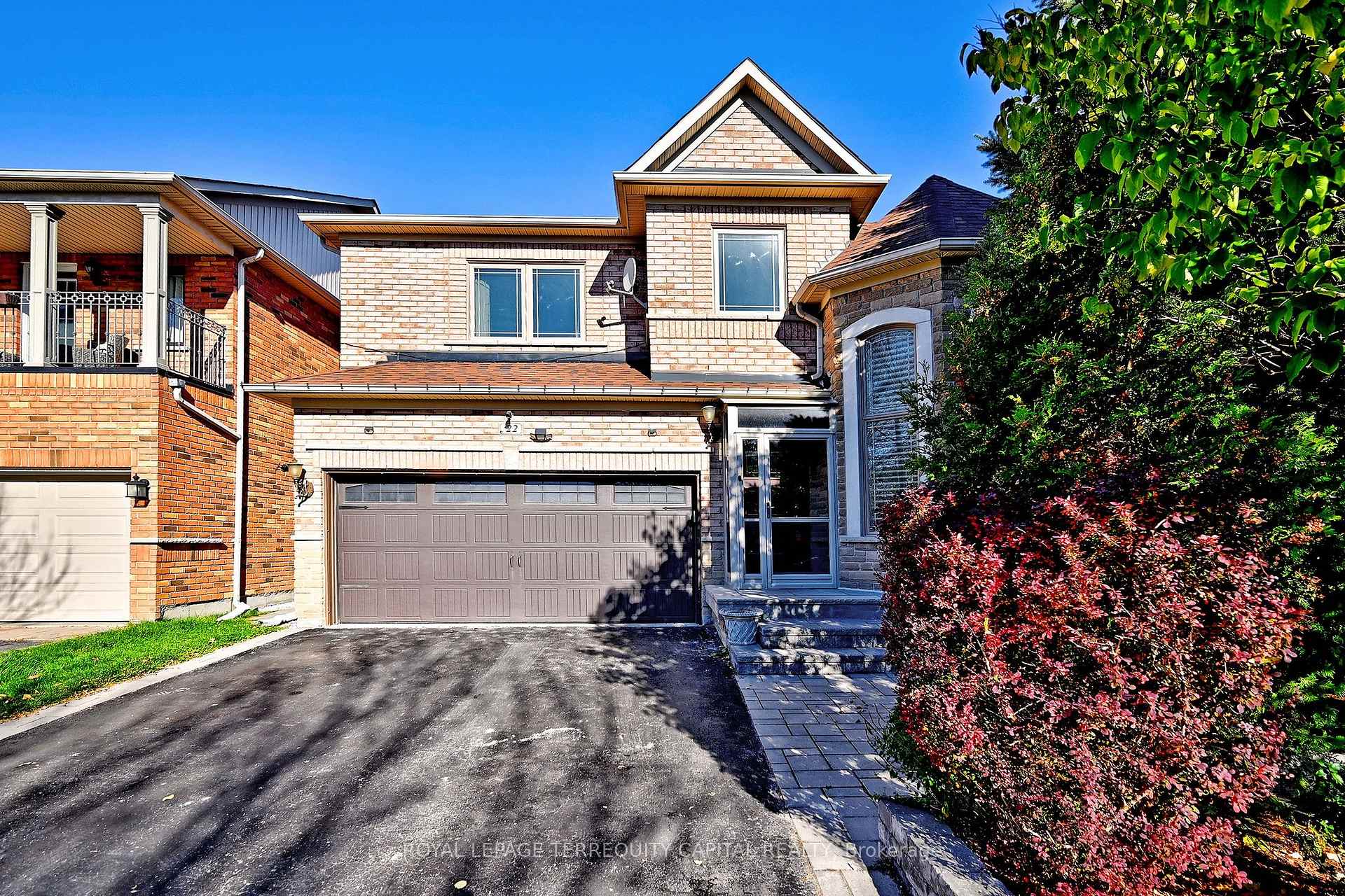 Photo 3 of 22 Pedersen Drive, Aurora, Bayview Wellington — HOMEH
