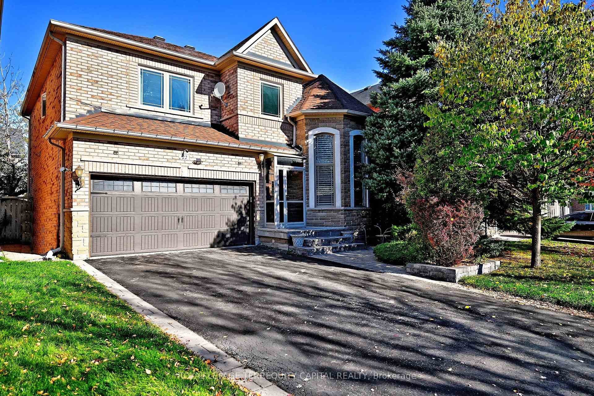 Photo 2 of 22 Pedersen Drive, Aurora, Bayview Wellington — HOMEH