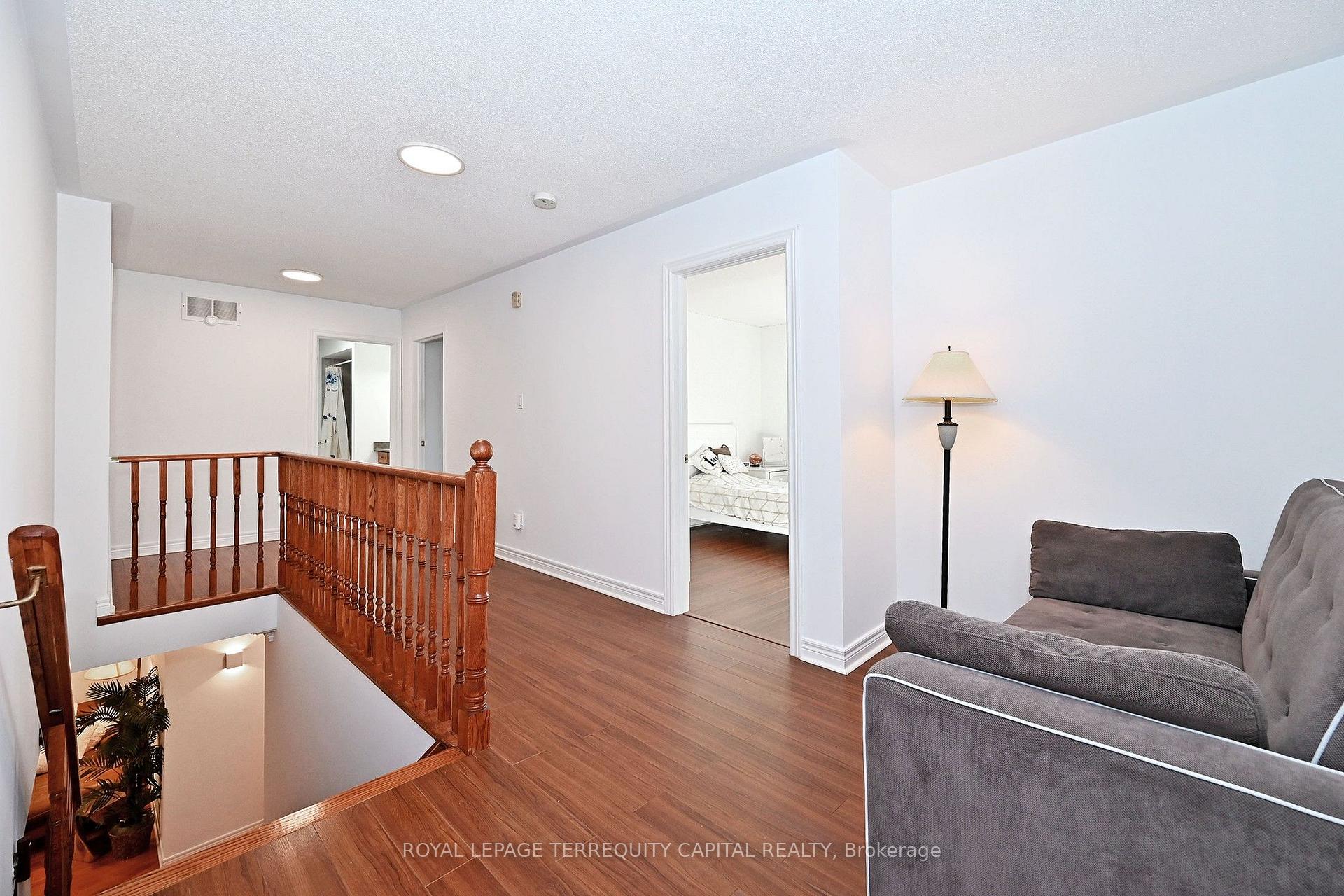 Photo 24 of 22 Pedersen Drive, Aurora, Bayview Wellington — HOMEH
