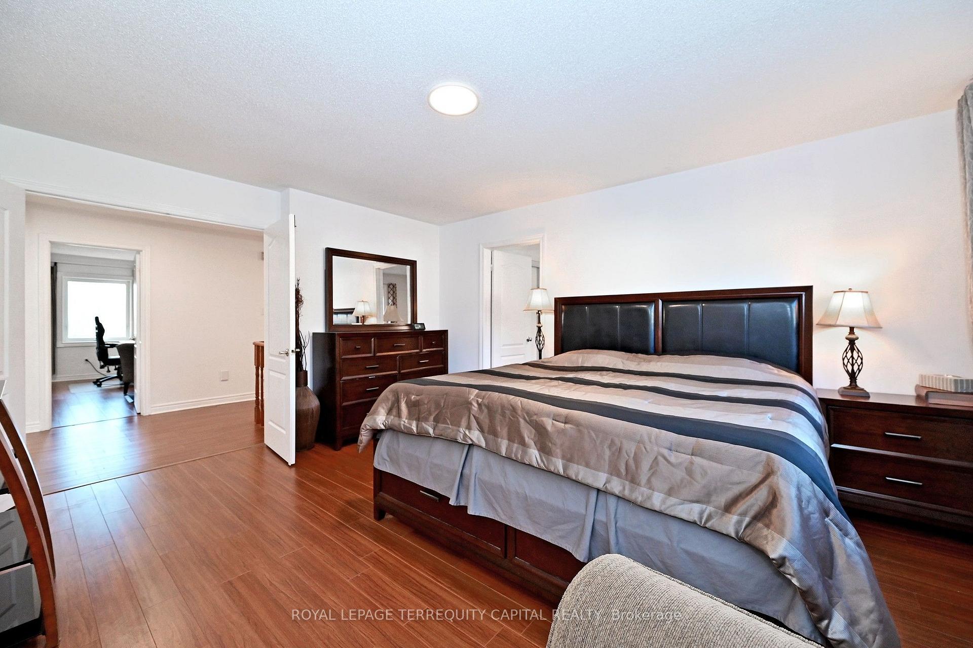 Photo 26 of 22 Pedersen Drive, Aurora, Bayview Wellington — HOMEH