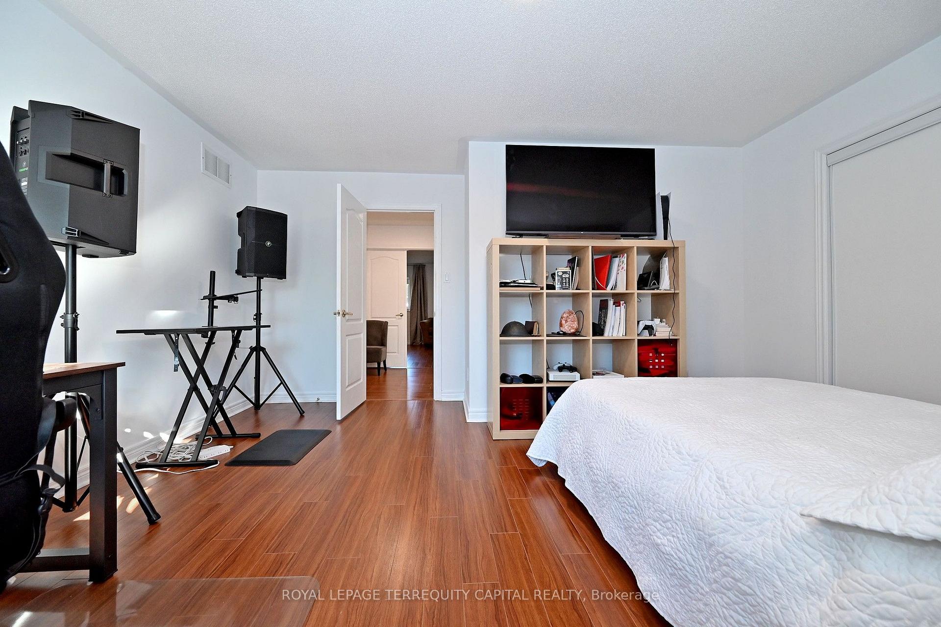 Photo 35 of 22 Pedersen Drive, Aurora, Bayview Wellington — HOMEH