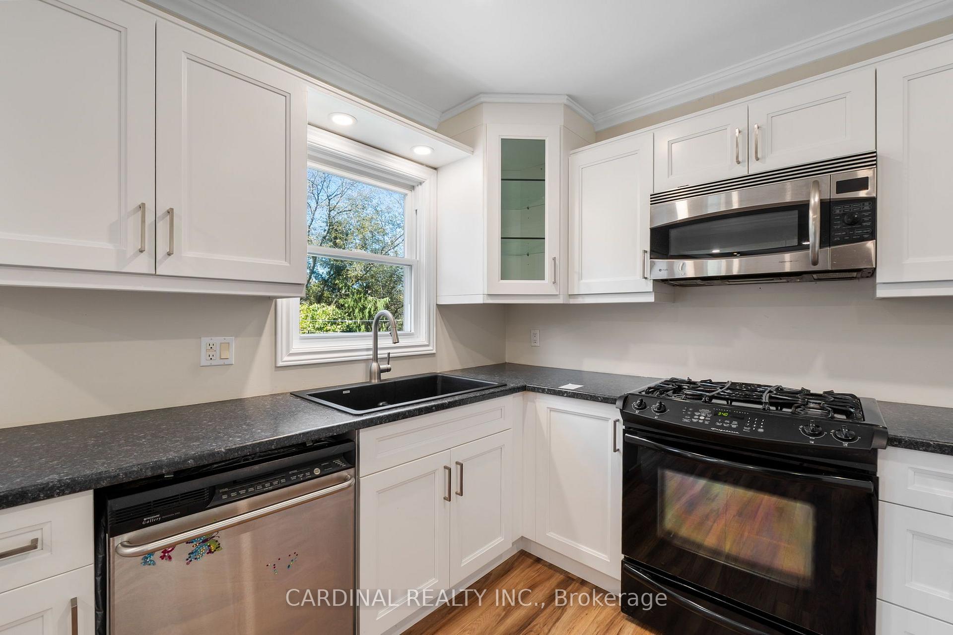 Photo 17 of 1009 Frei Street, Cobourg — HOMEH