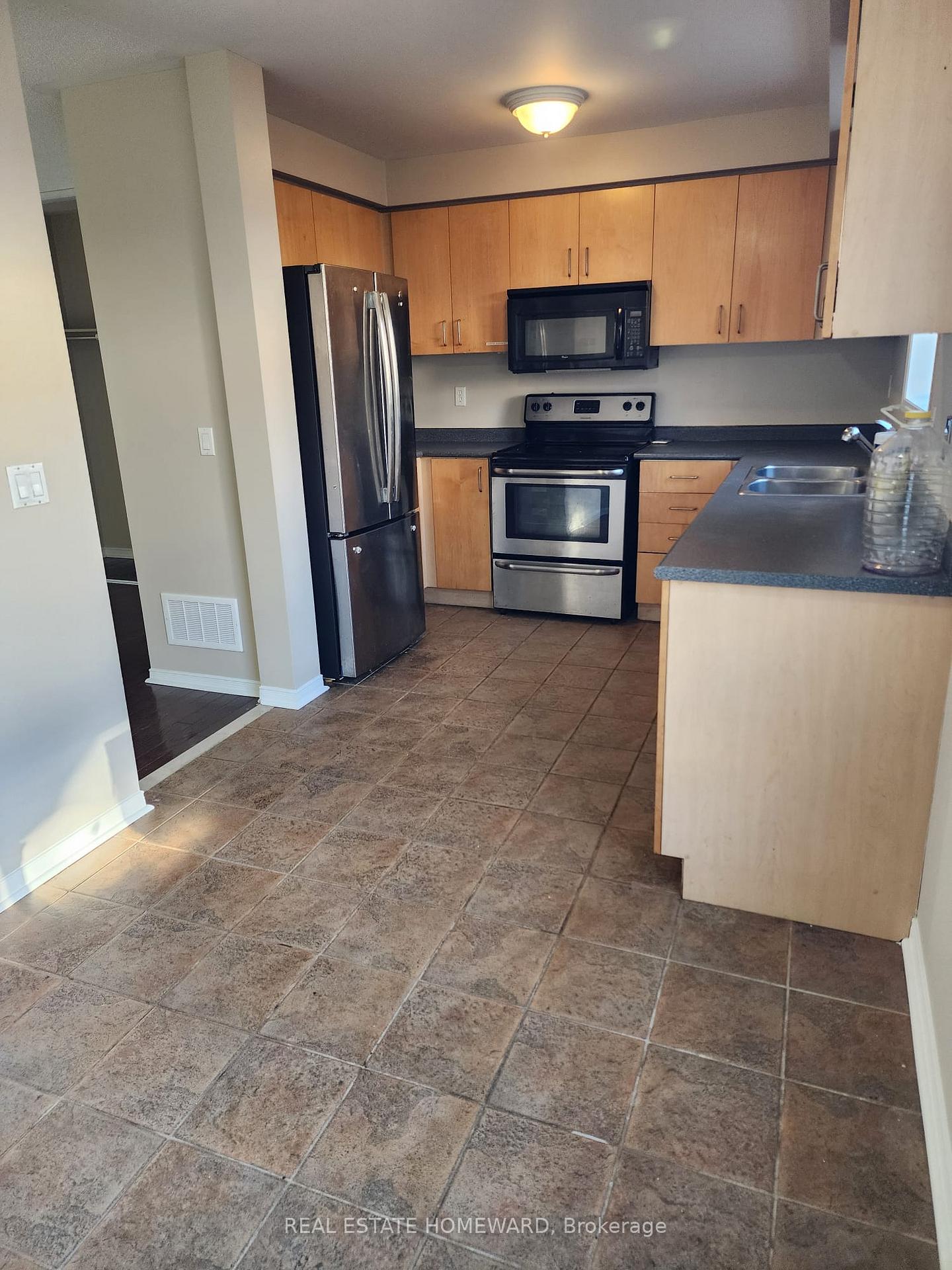 Photo 12 of 63 Millcliff Circle, Aurora, Aurora Grove — HOMEH
