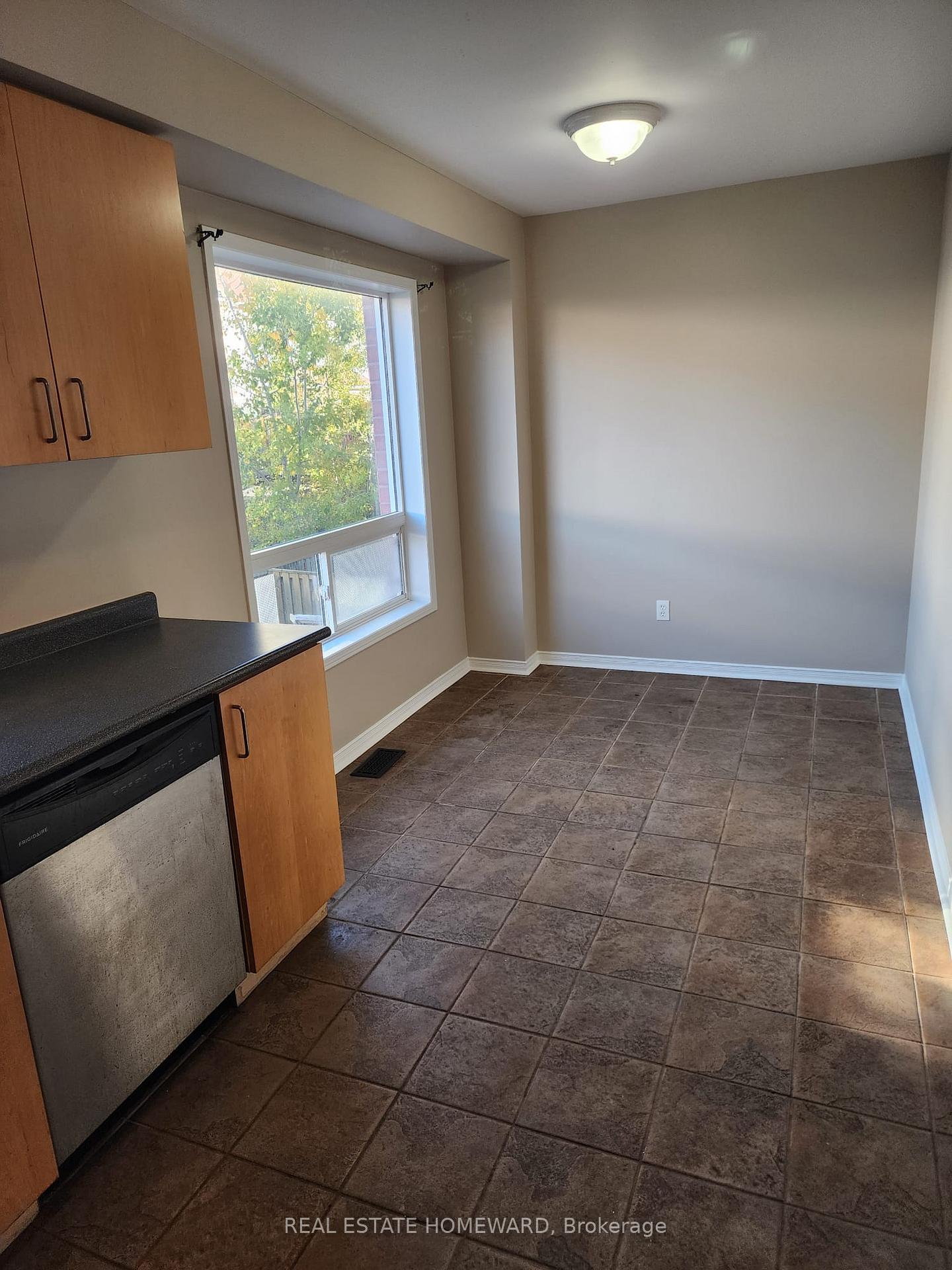 Photo 17 of 63 Millcliff Circle, Aurora, Aurora Grove — HOMEH