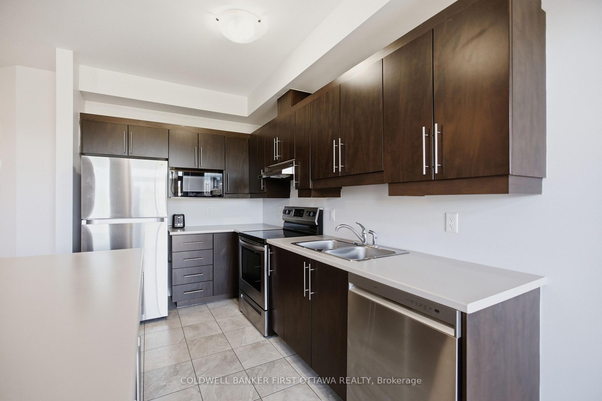 Photo 11 of 597 Via Mattino Way, Ottawa, Barrhaven - Longfields — HOMEH