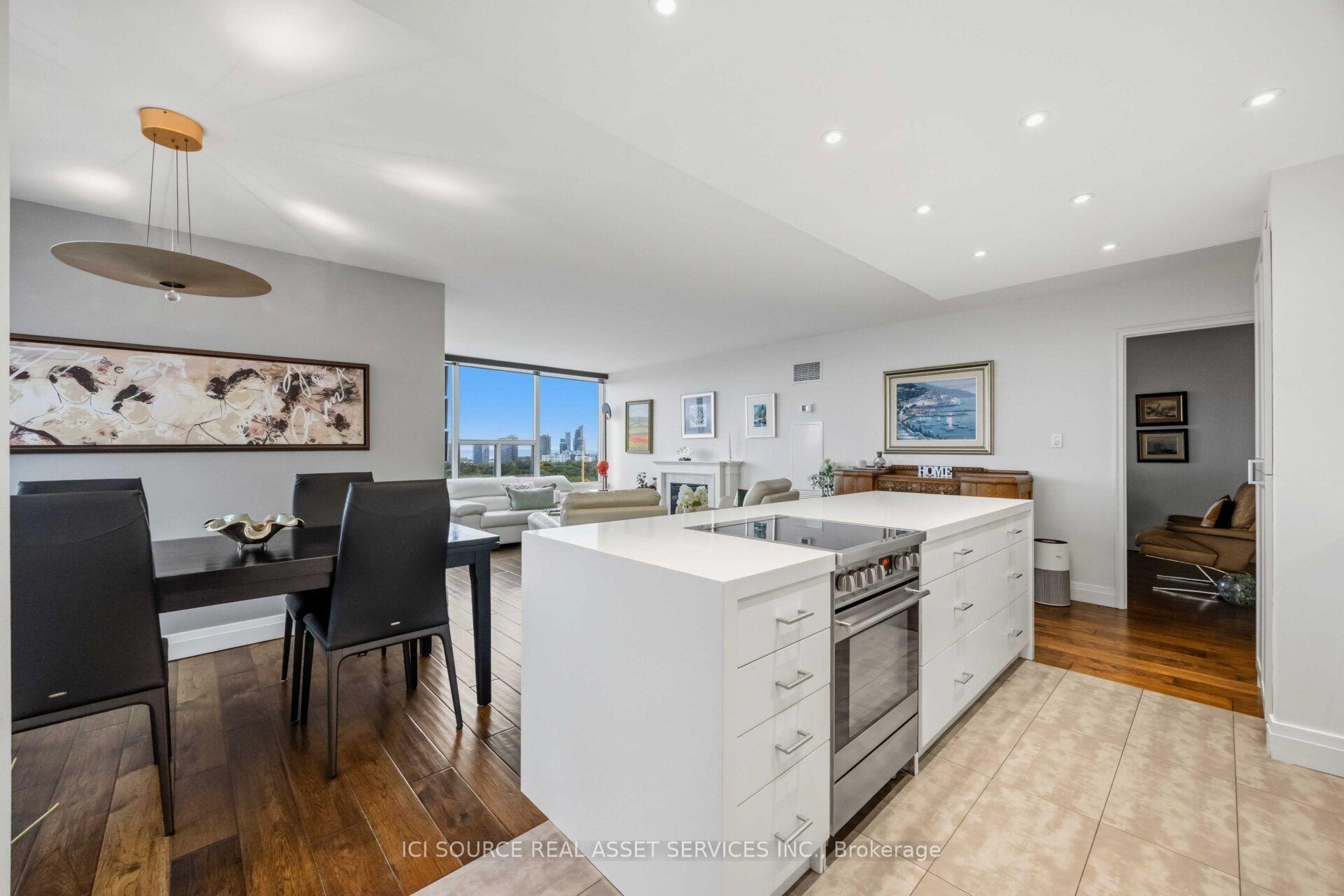 Photo 16 of Unit 1601, 50 Quebec Avenue, Toronto, High Park North — HOMEH