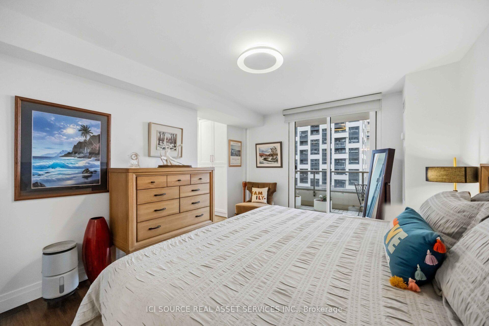 Photo 25 of Unit 1601, 50 Quebec Avenue, Toronto, High Park North — HOMEH