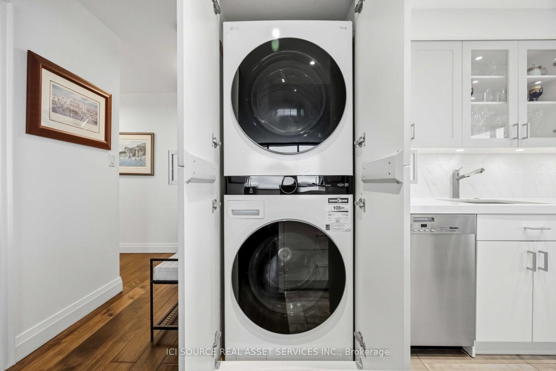 Photo 31 of Unit 1601, 50 Quebec Avenue, Toronto, High Park North — HOMEH