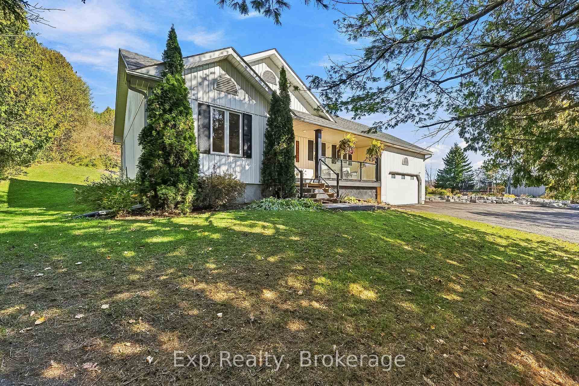 Photo of 3835 Harwood Road