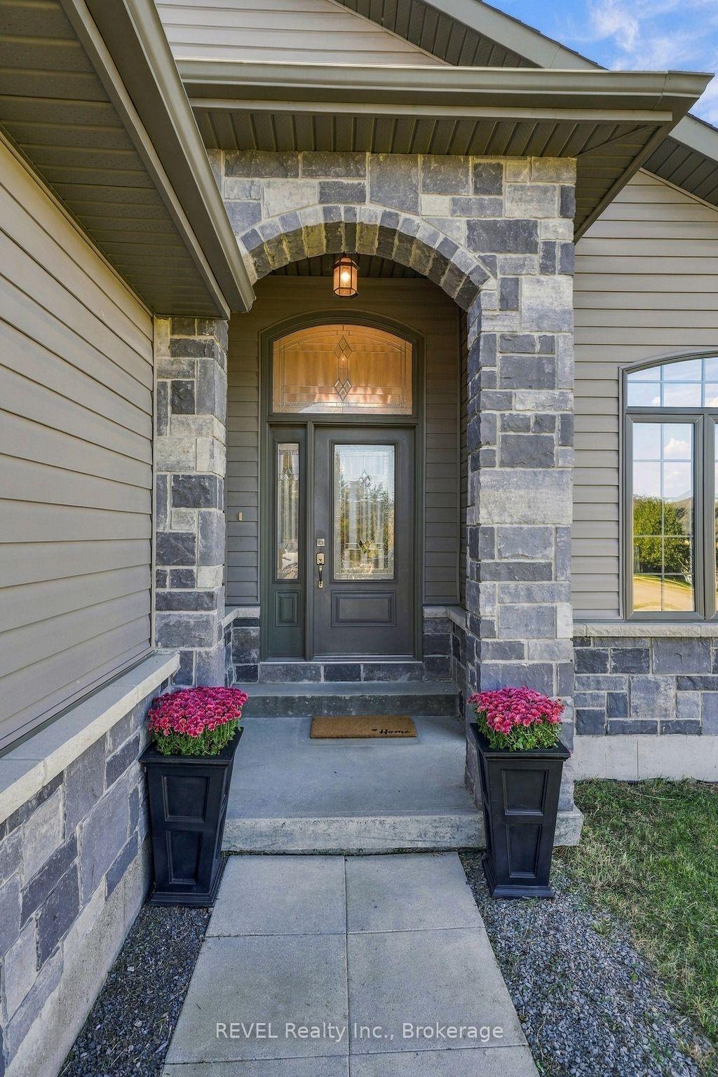 Photo 5 of 64 Sienna Avenue, Belleville, Belleville Ward — HOMEH