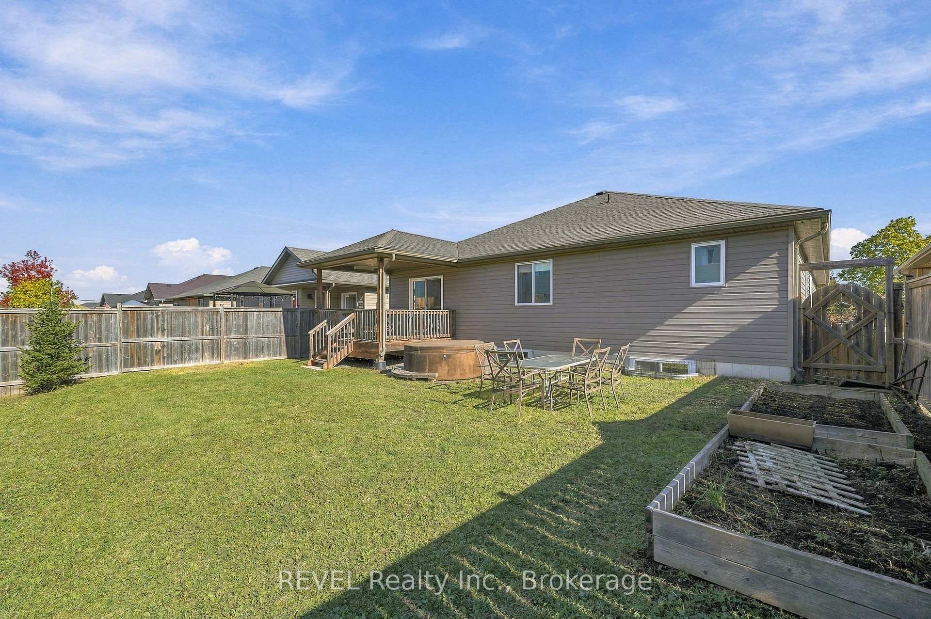 Photo 43 of 64 Sienna Avenue, Belleville, Belleville Ward — HOMEH