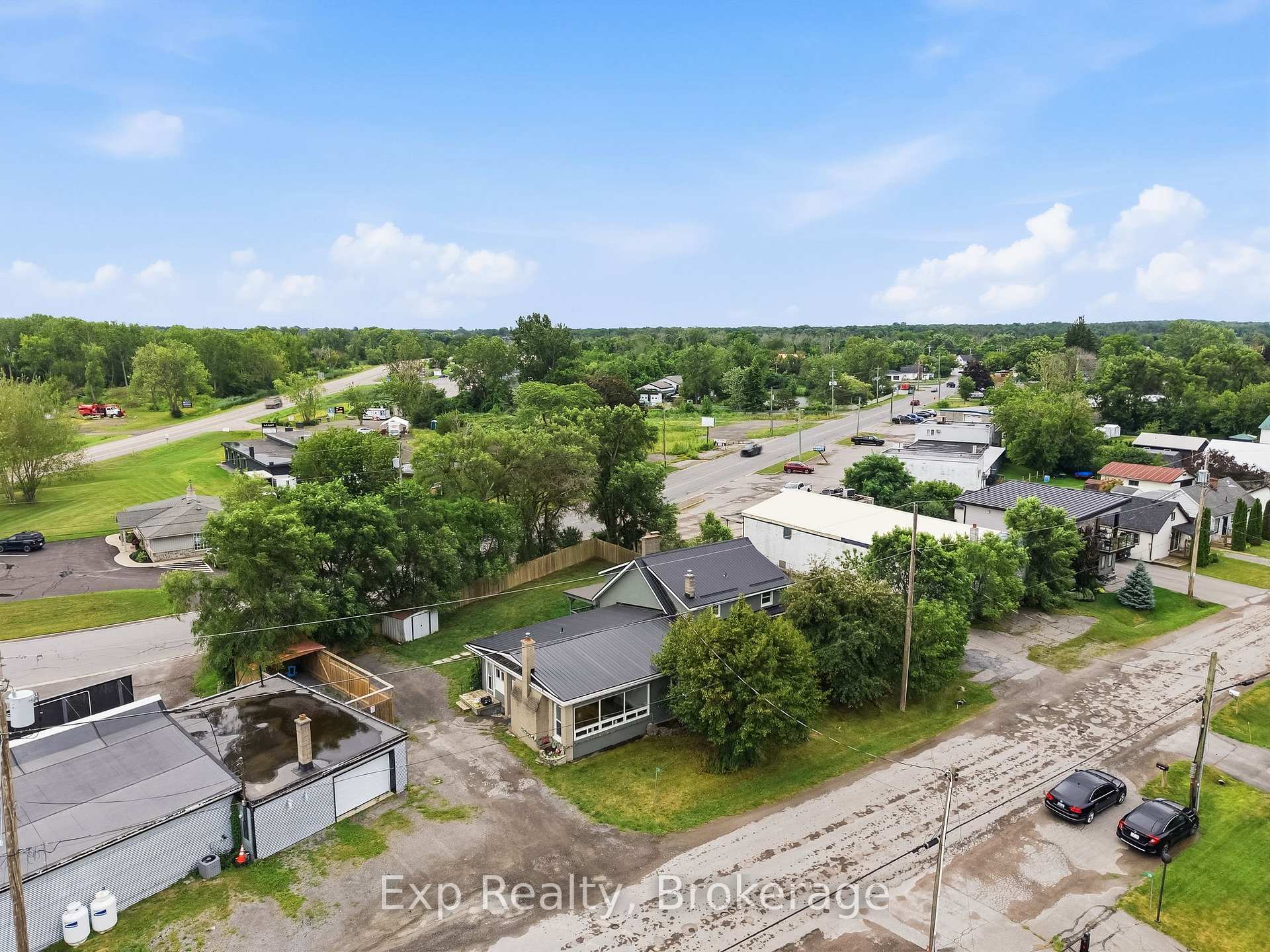 Photo 4 of 23 Ridley Street, Prince Edward County, Ameliasburg Ward — HOMEH