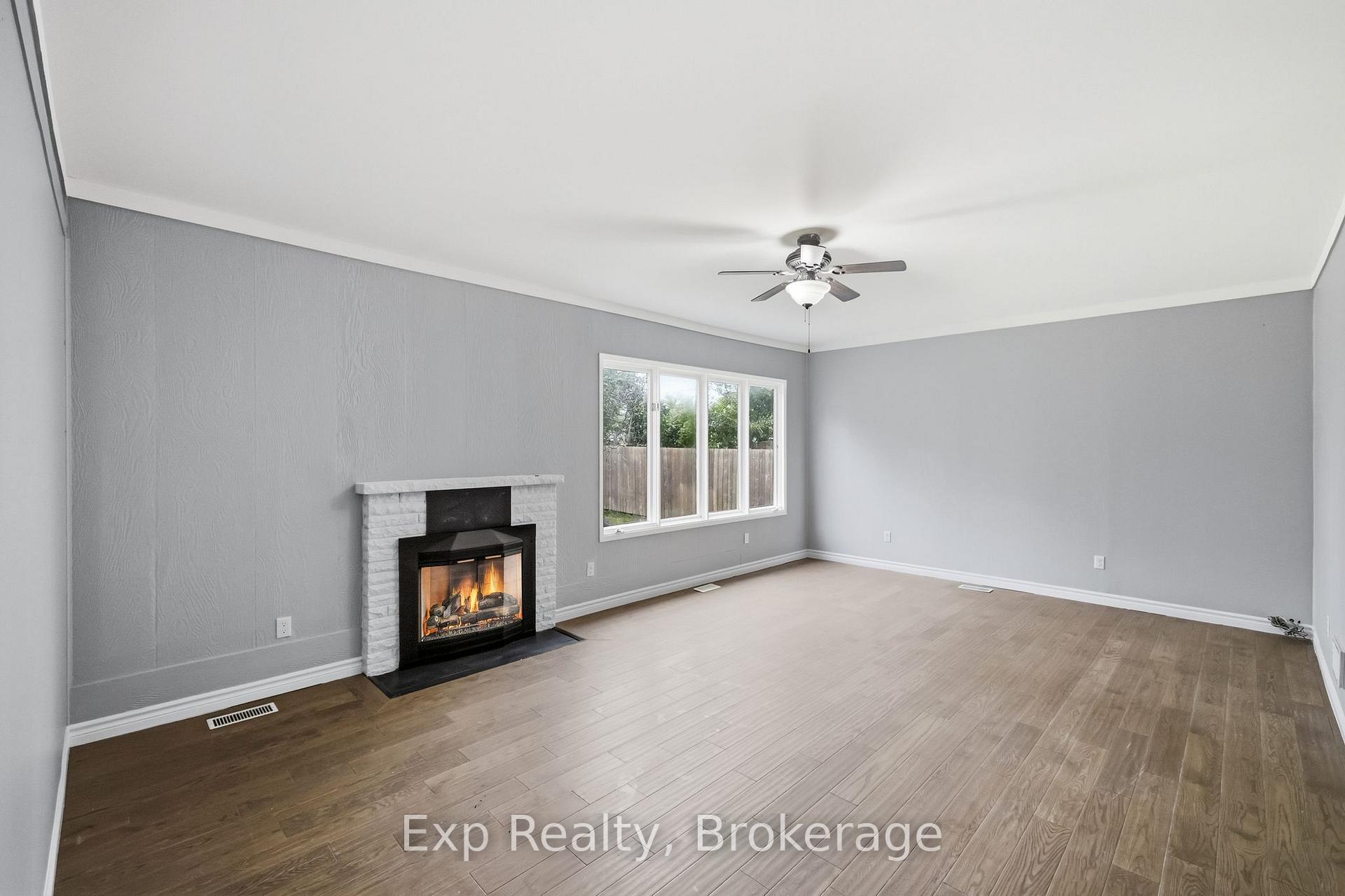 Photo 9 of 23 Ridley Street, Prince Edward County, Ameliasburg Ward — HOMEH