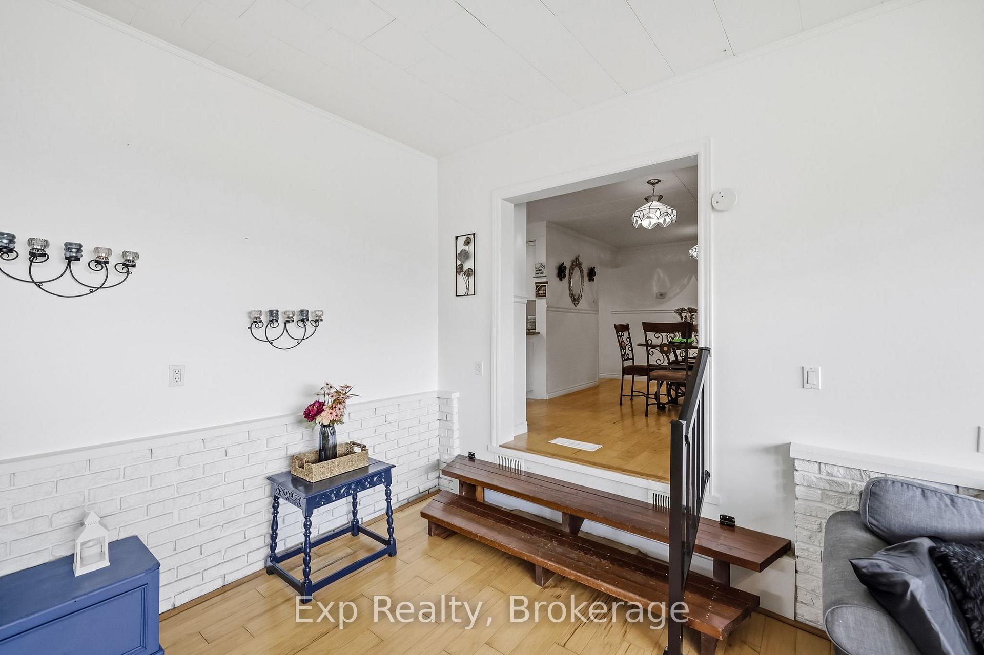 Photo 25 of 23 Ridley Street, Prince Edward County, Ameliasburg Ward — HOMEH