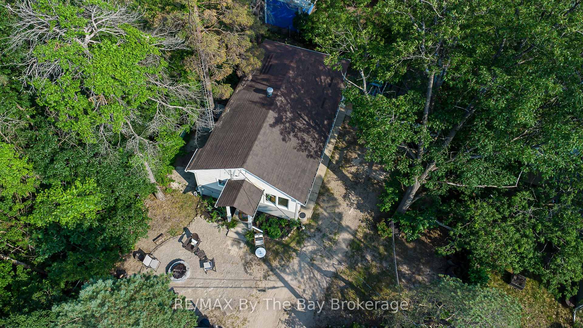 Photo 36 of 217 Dunkerron Avenue, Wasaga Beach — HOMEH