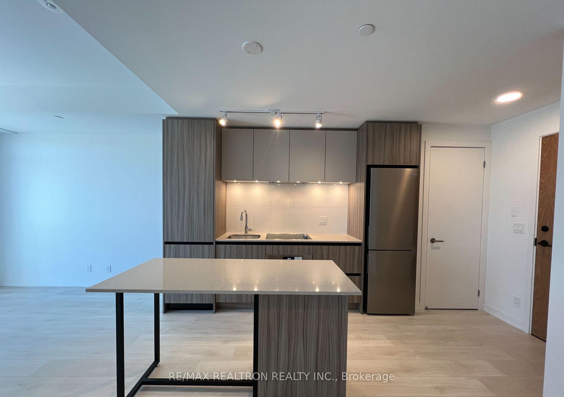 Photo 1 of Unit B-0910, 7950 Bathurst Street, Vaughan, Beverley Glen — HOMEH