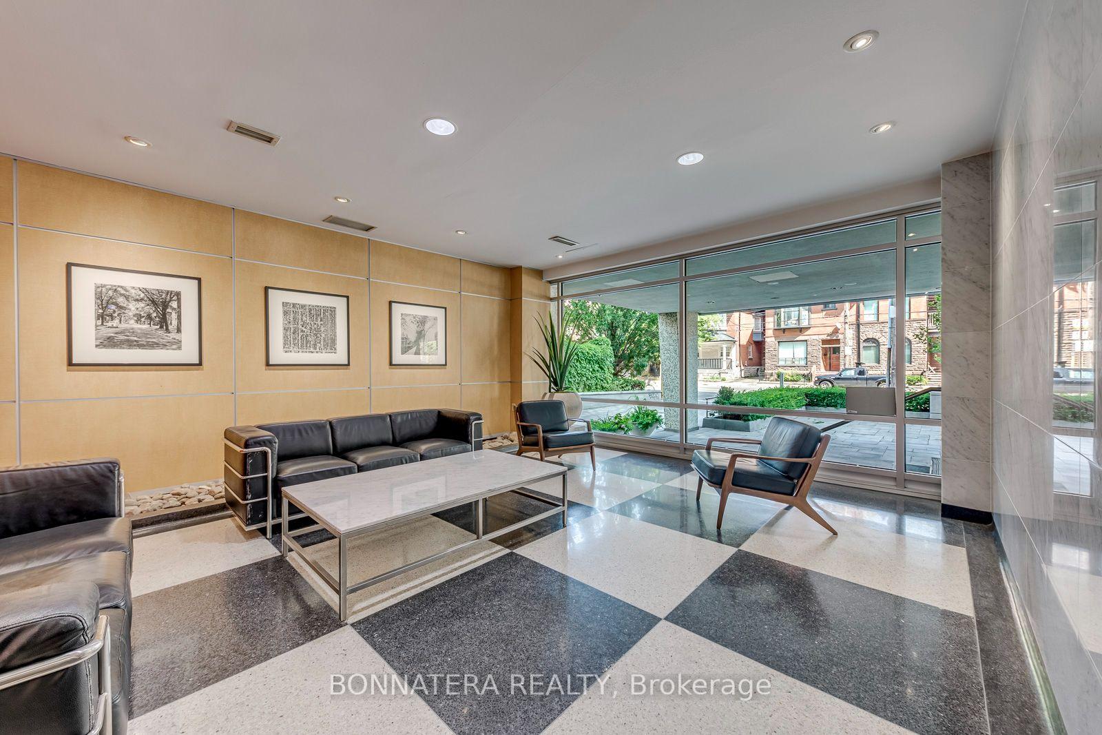 Photo 3 of Unit 402, 74 Spadina Road, Toronto, The Annex — HOMEH