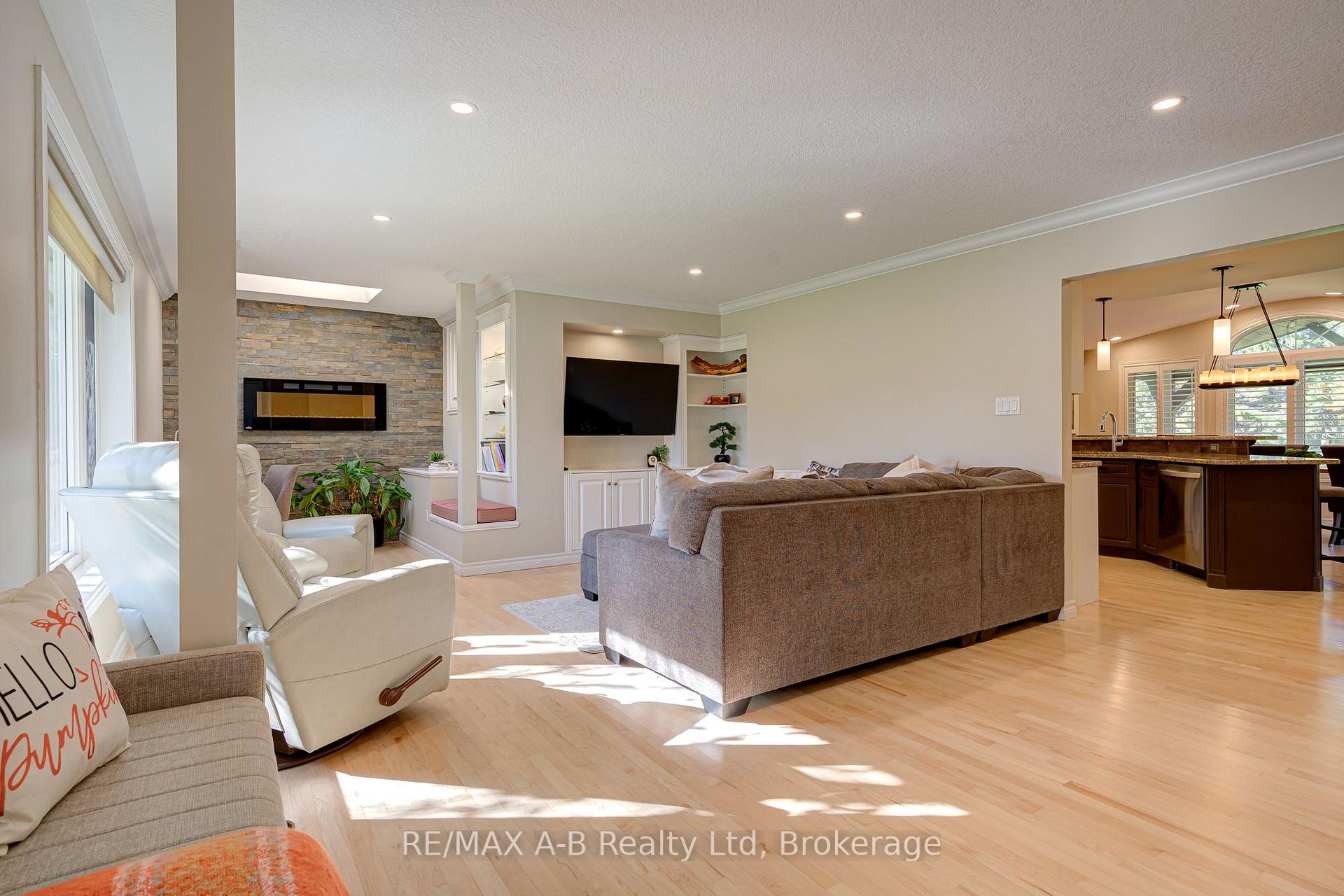 Photo 9 of 2256 Webster Street, Perth East, Shakespeare — HOMEH