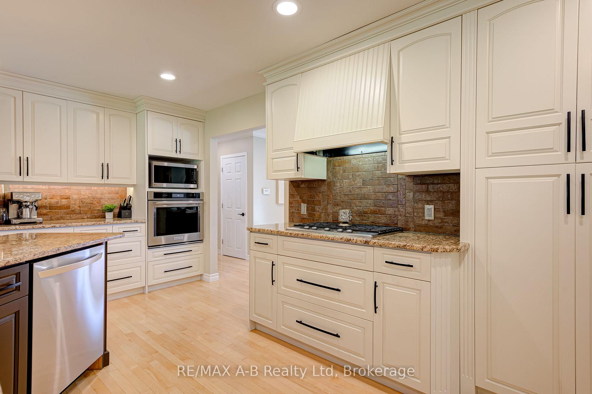 Photo 15 of 2256 Webster Street, Perth East, Shakespeare — HOMEH