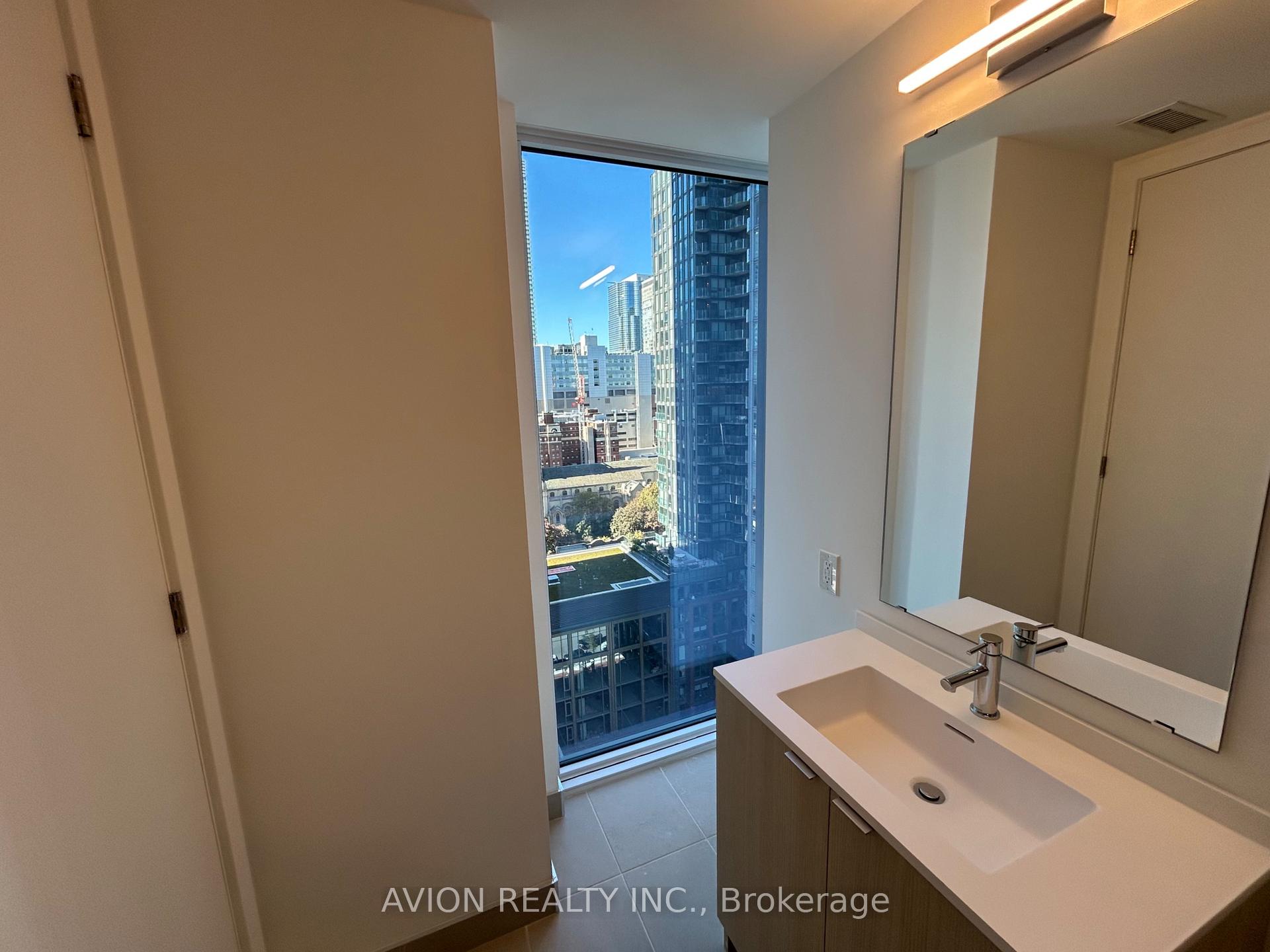 Photo 11 of 100 Queen Street E, Toronto, Church-Yonge Corridor — HOMEH
