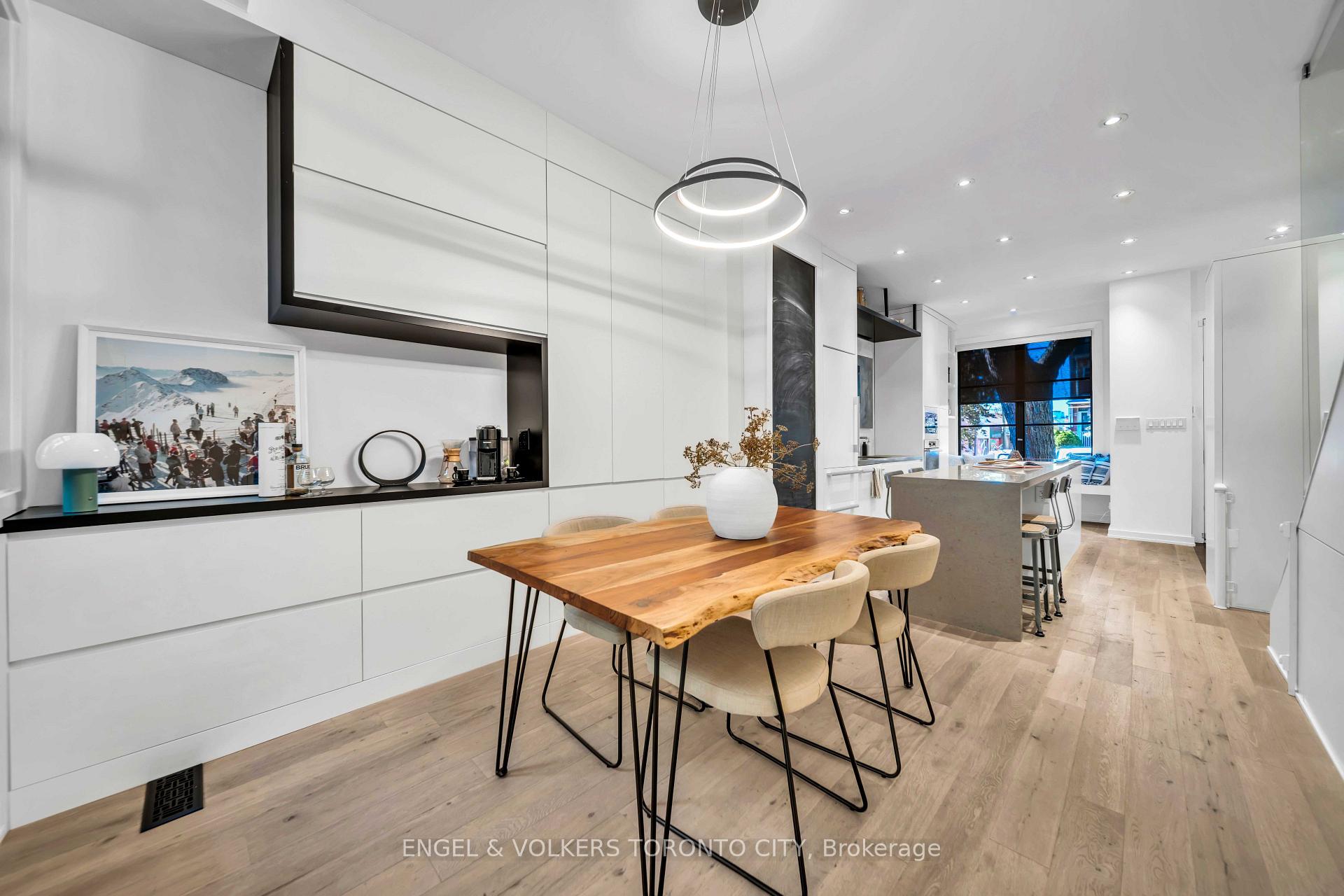 Photo 8 of 217 Shaw Street, Toronto, Trinity-Bellwoods — HOMEH